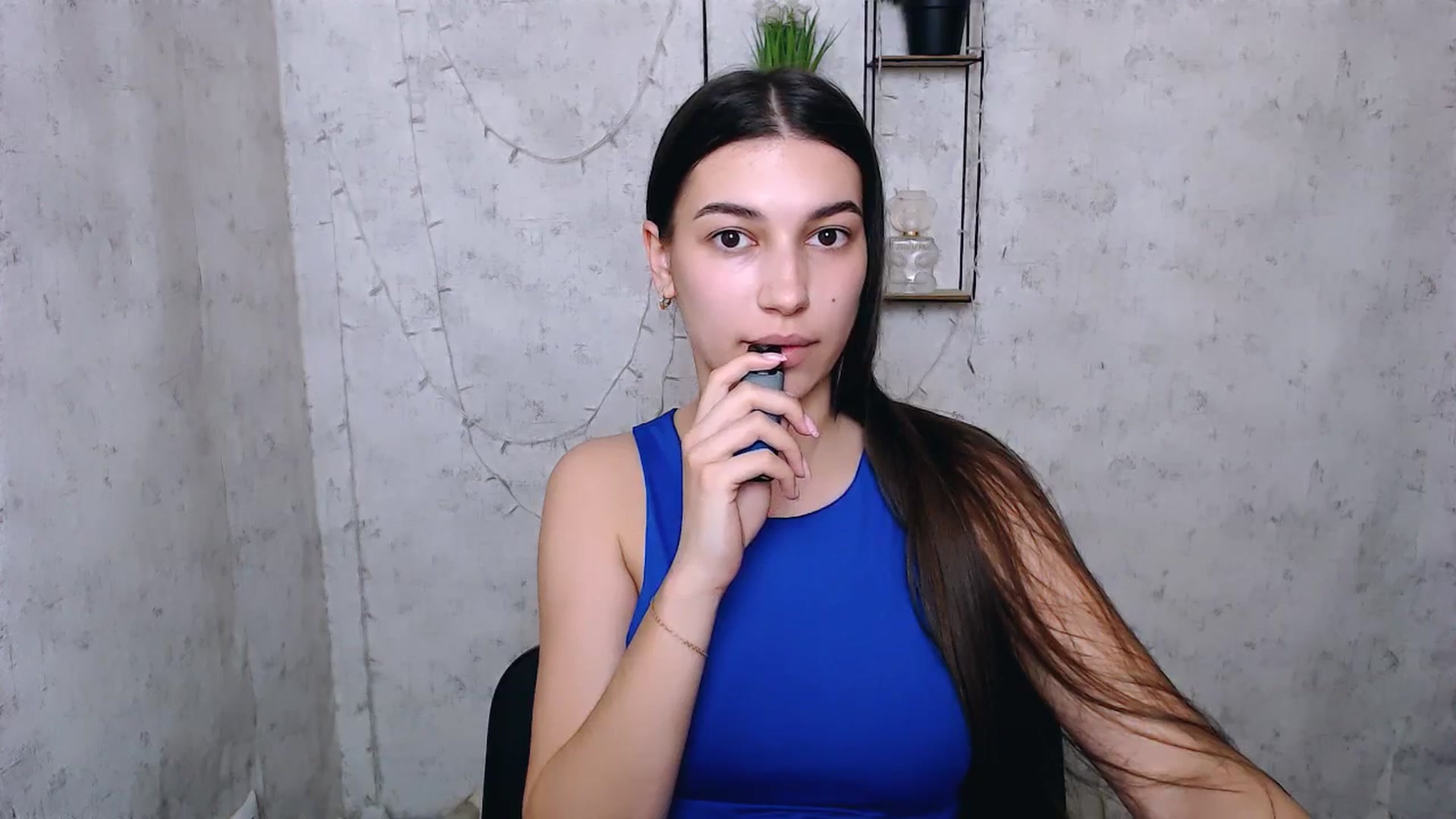 Gallery image thumbnail from PolaKim_'s myfreecams stream on, 04/02/2025, 11:52 image 18 of 20