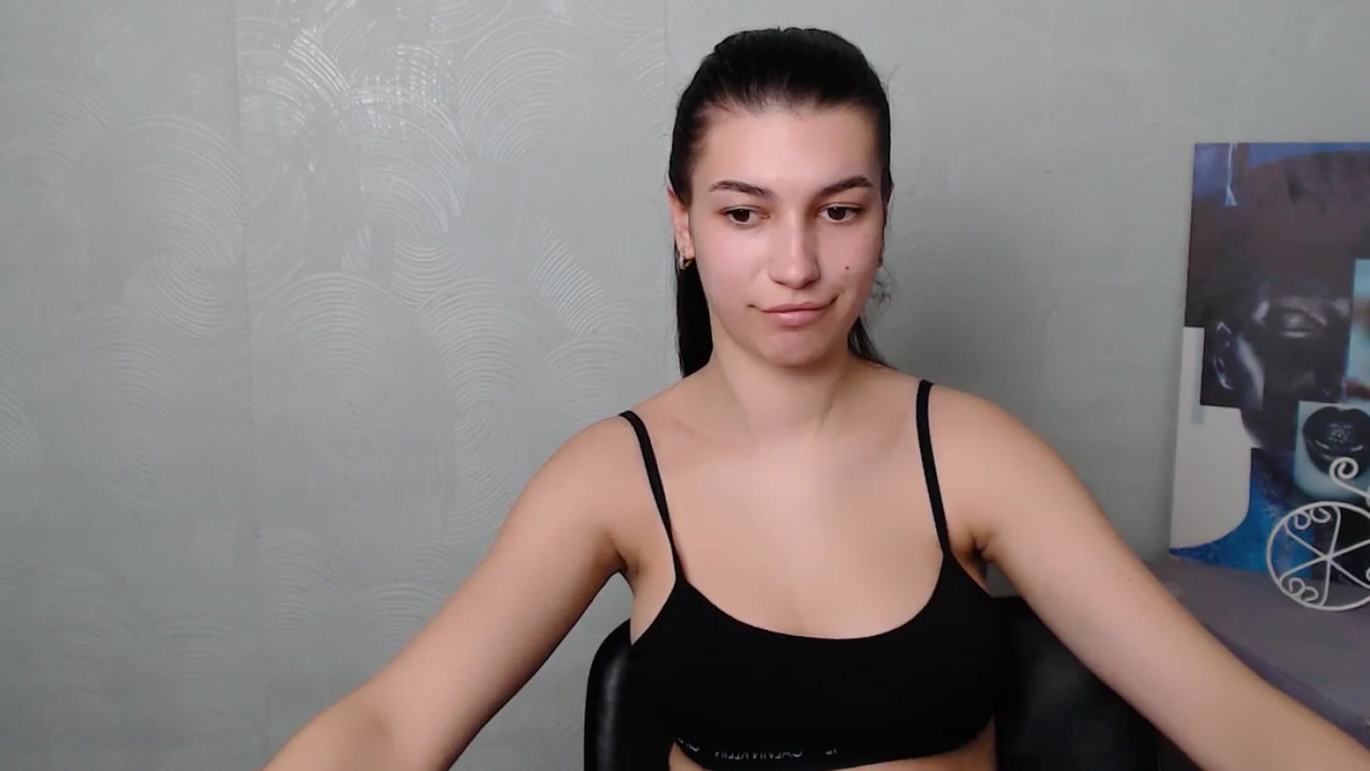 Gallery image thumbnail from PolaKim_'s myfreecams stream on, 04/03/2025, 09:12 image 6 of 20