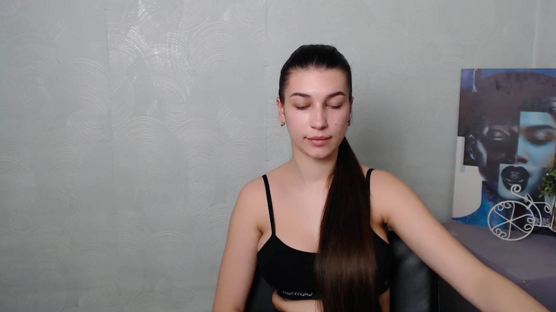 Gallery image thumbnail from PolaKim_'s myfreecams stream on, 04/03/2025, 10:47 image 13 of 20