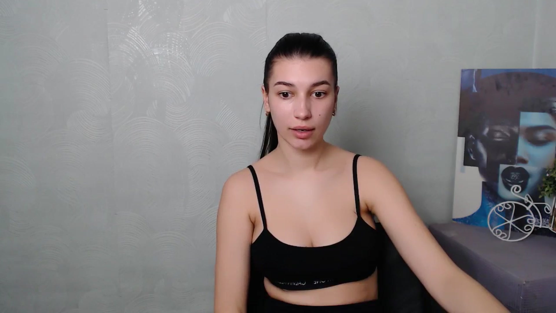 Gallery image thumbnail from PolaKim_'s myfreecams stream on, 04/03/2025, 10:47 image 4 of 20