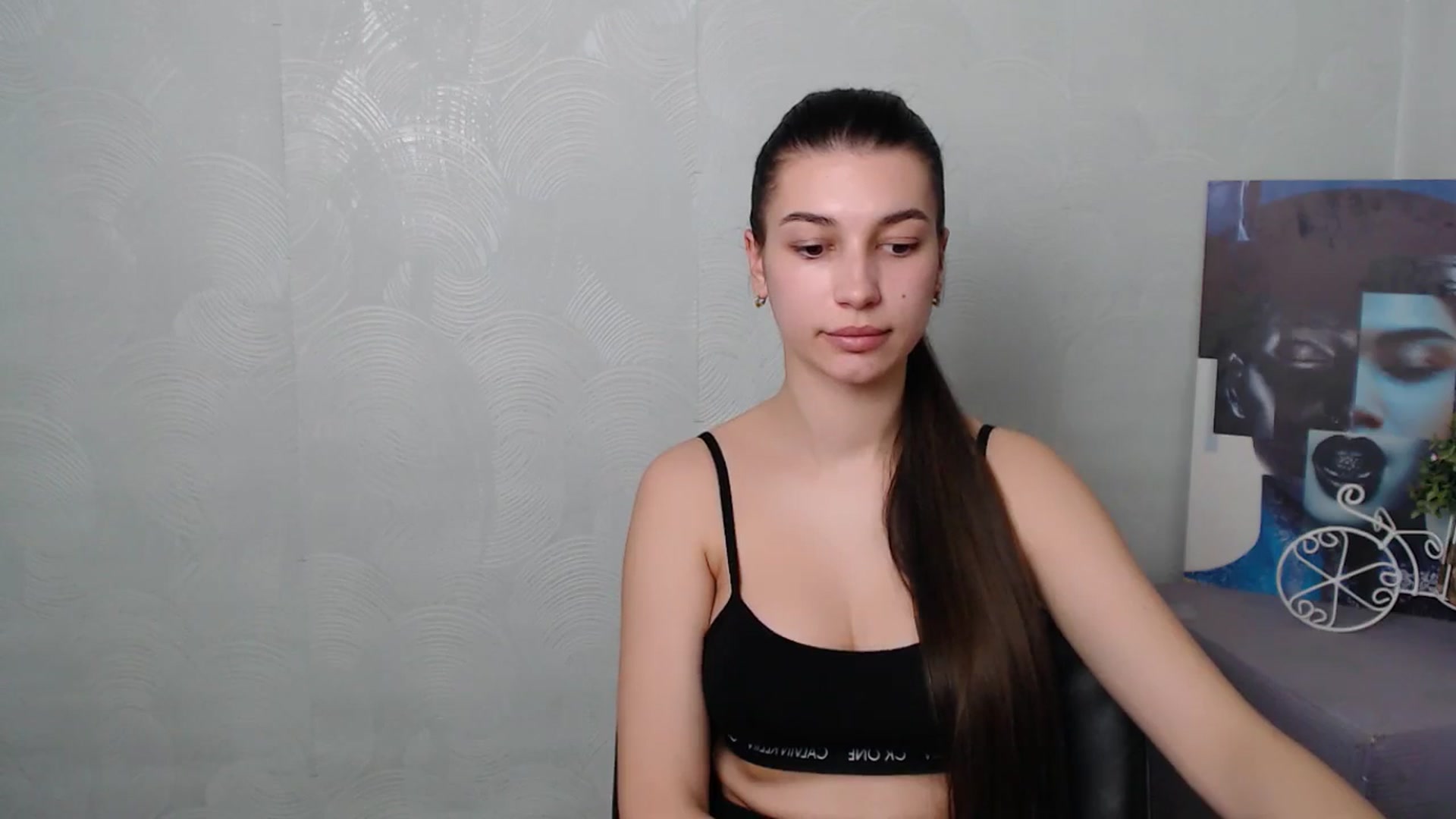 Gallery image thumbnail from PolaKim_'s myfreecams stream on, 04/03/2025, 10:47 image 9 of 20