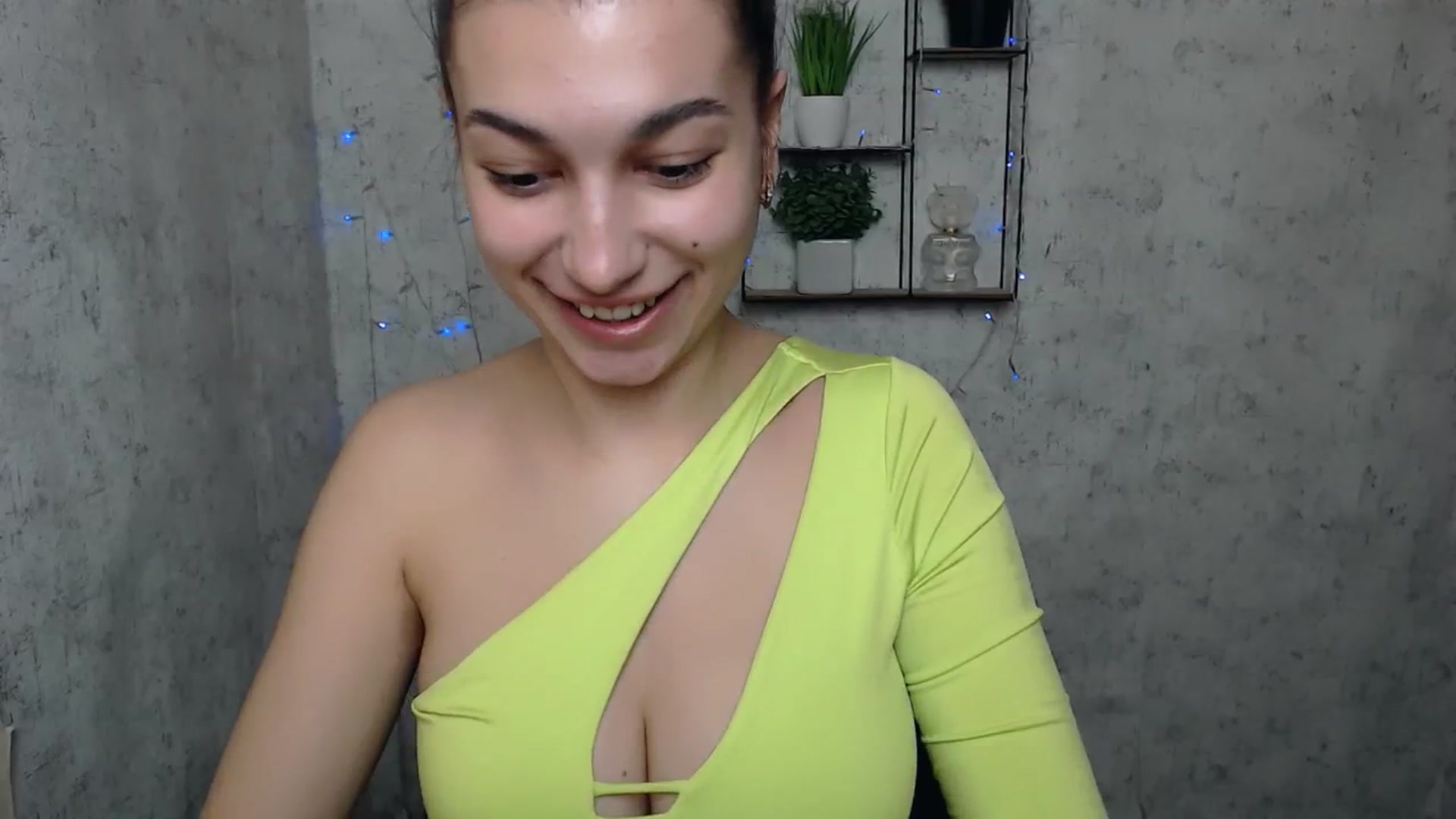 Gallery image thumbnail from PolaKim_'s myfreecams stream on, 04/07/2025, 09:21 image 17 of 20