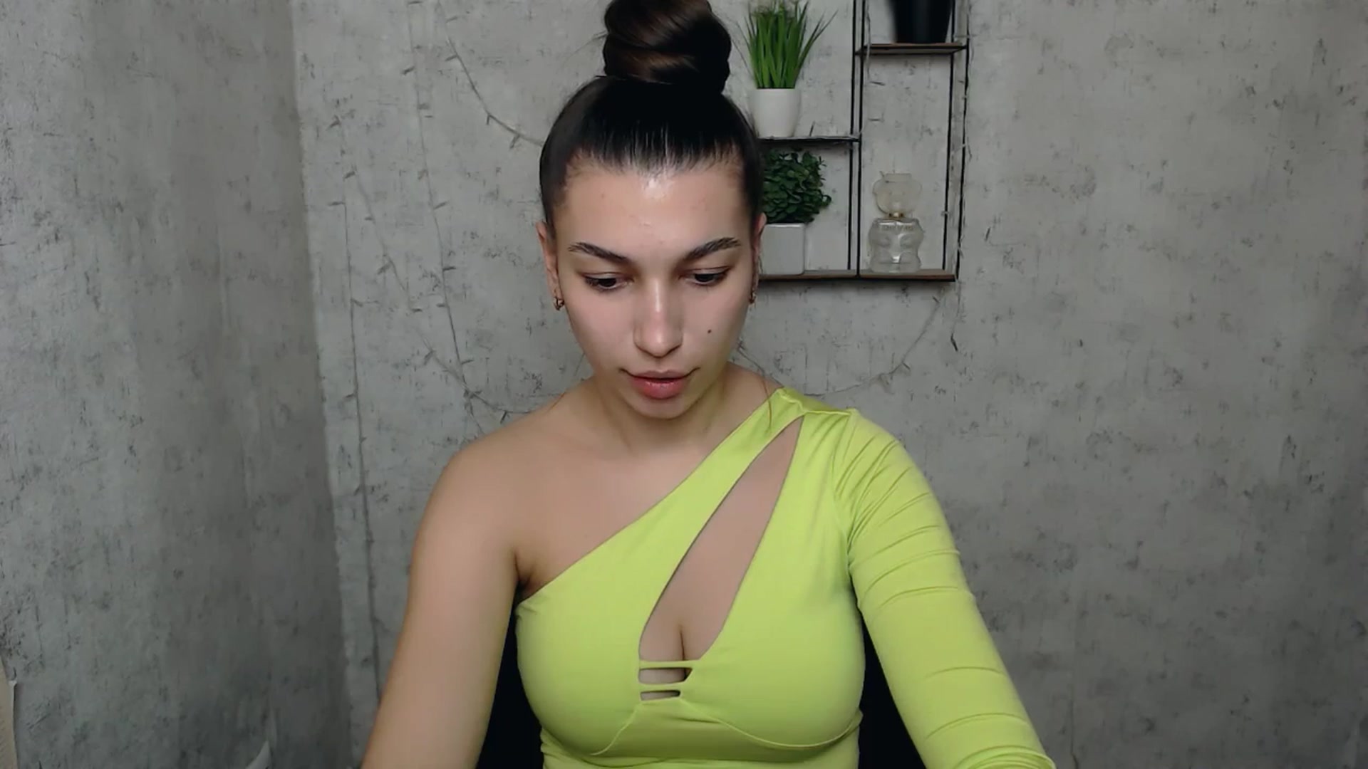 Gallery image thumbnail from PolaKim_'s myfreecams stream on, 04/07/2025, 10:58 image 9 of 20