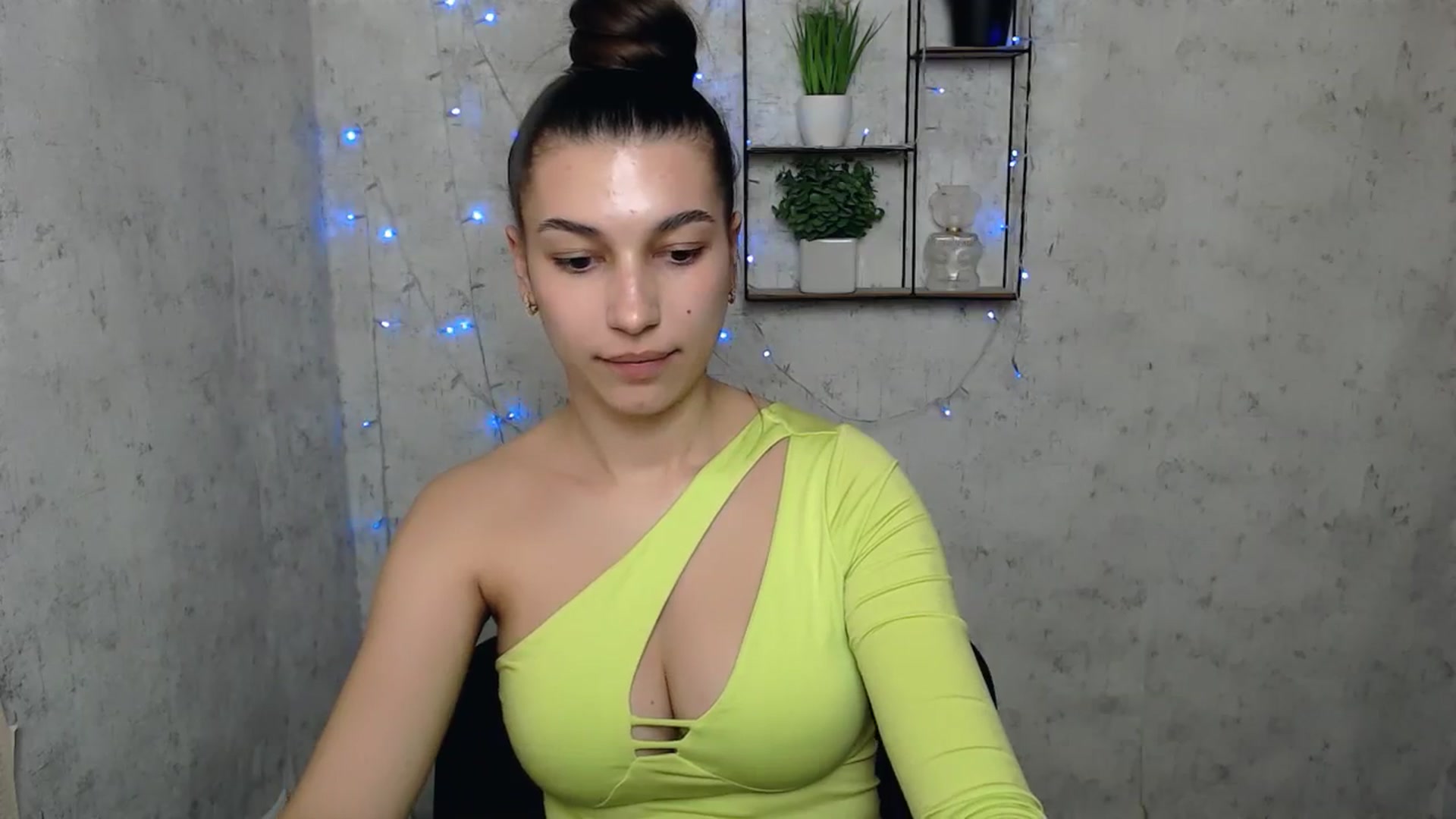 Gallery image thumbnail from PolaKim_'s myfreecams stream on, 04/07/2025, 10:58 image 20 of 20
