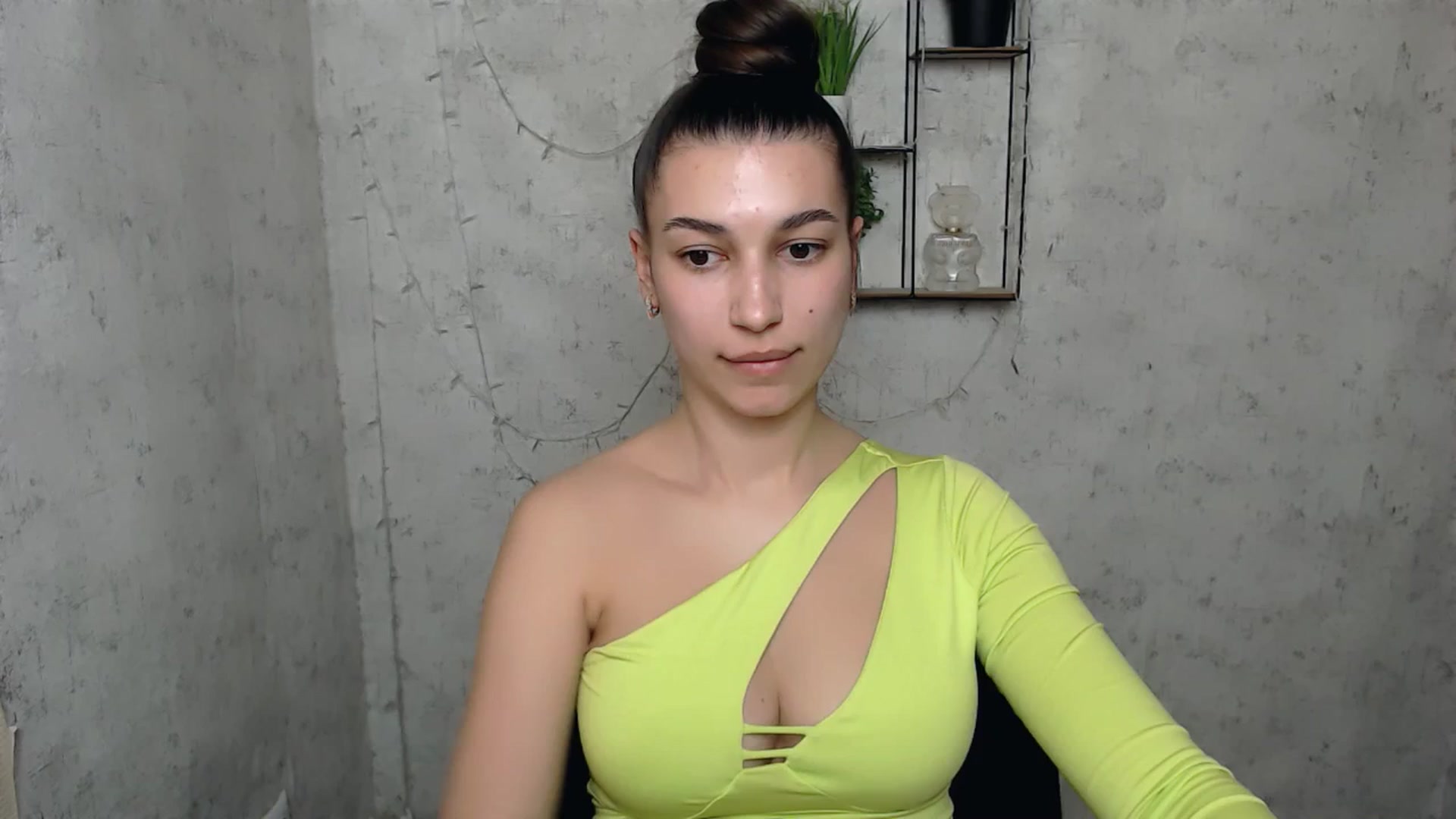 Gallery image thumbnail from PolaKim_'s myfreecams stream on, 04/07/2025, 12:17 image 8 of 20