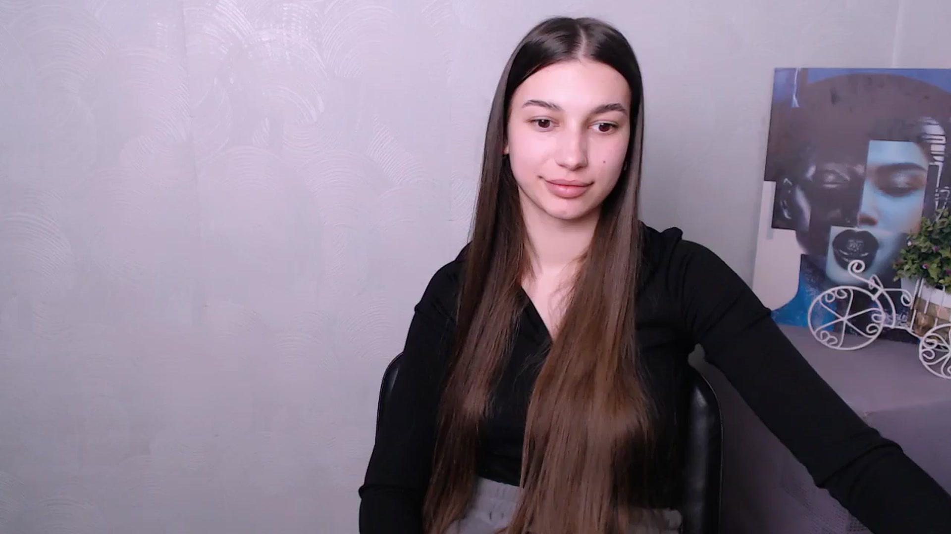 Gallery image thumbnail from PolaKim_'s myfreecams stream on, 04/08/2025, 11:10 image 9 of 20