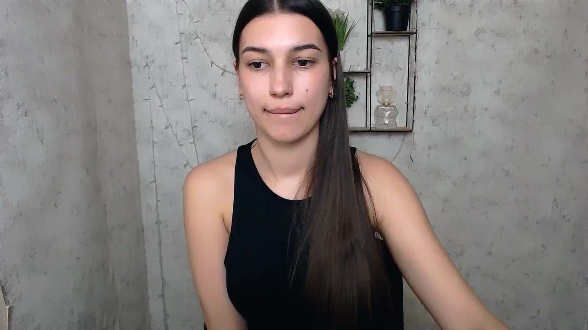 Gallery image thumbnail from PolaKim_'s myfreecams stream on, 04/09/2025, 11:12 image 19 of 20