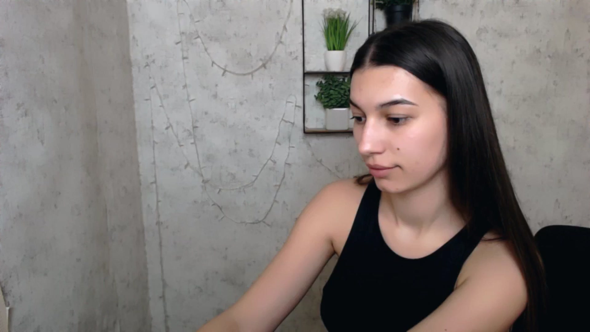 Gallery image thumbnail from PolaKim_'s myfreecams stream on, 04/09/2025, 12:02 image 9 of 20