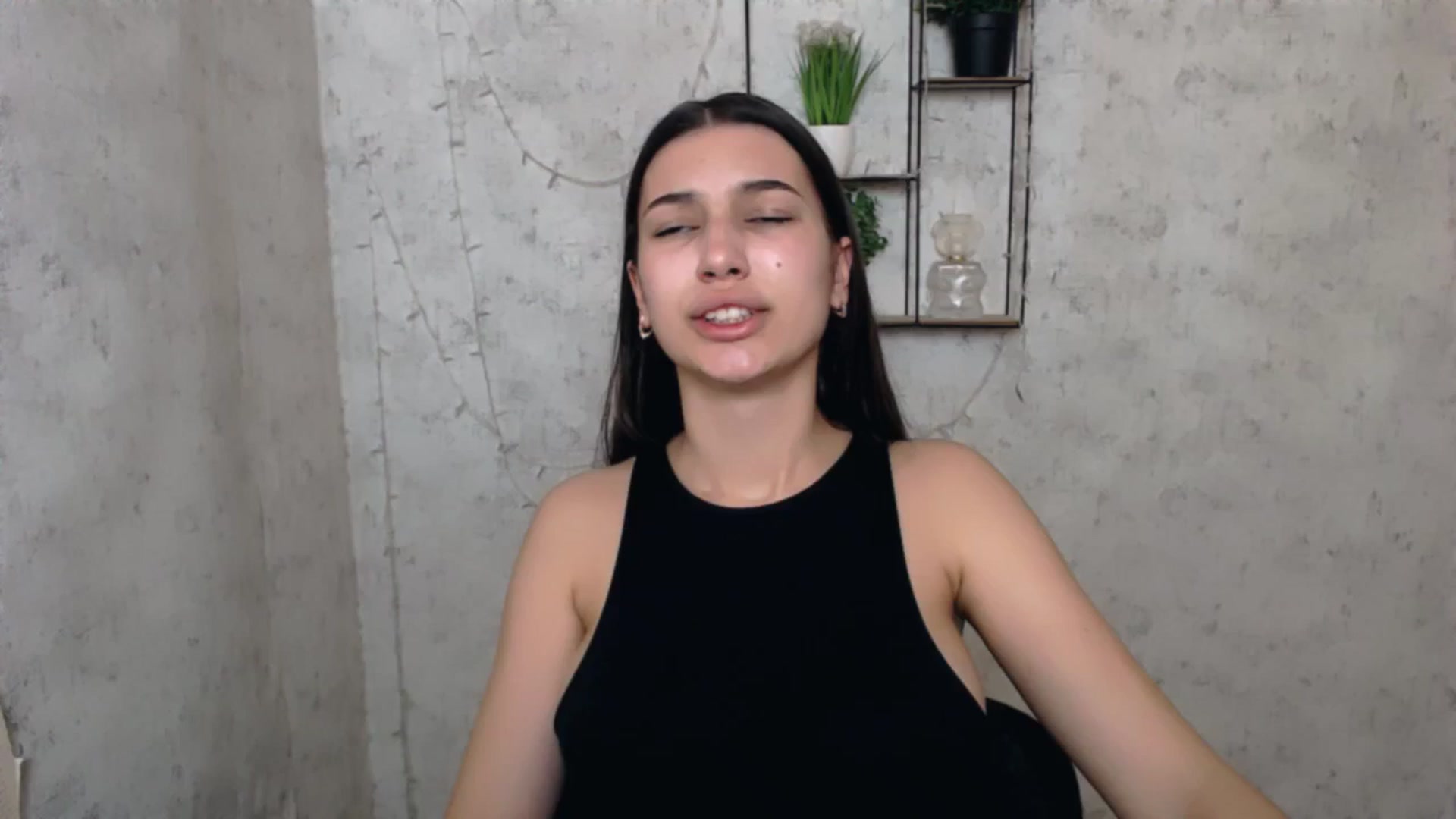 Gallery image thumbnail from PolaKim_'s myfreecams stream on, 04/09/2025, 12:02 image 1 of 20