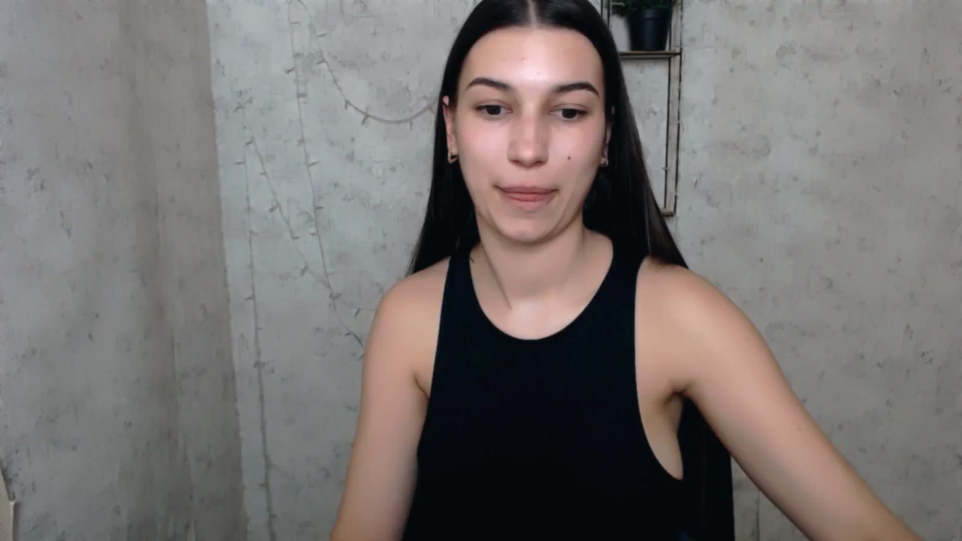 Gallery image thumbnail from PolaKim_'s myfreecams stream on, 04/09/2025, 12:02 image 17 of 20