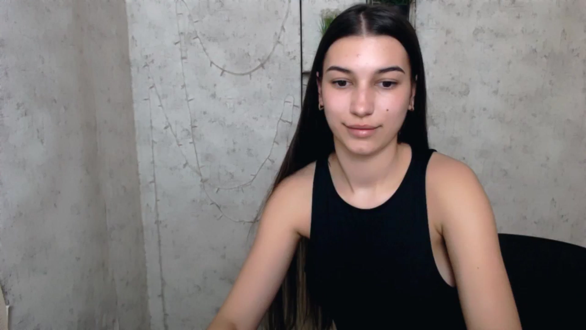 Gallery image thumbnail from PolaKim_'s myfreecams stream on, 04/09/2025, 12:02 image 16 of 20