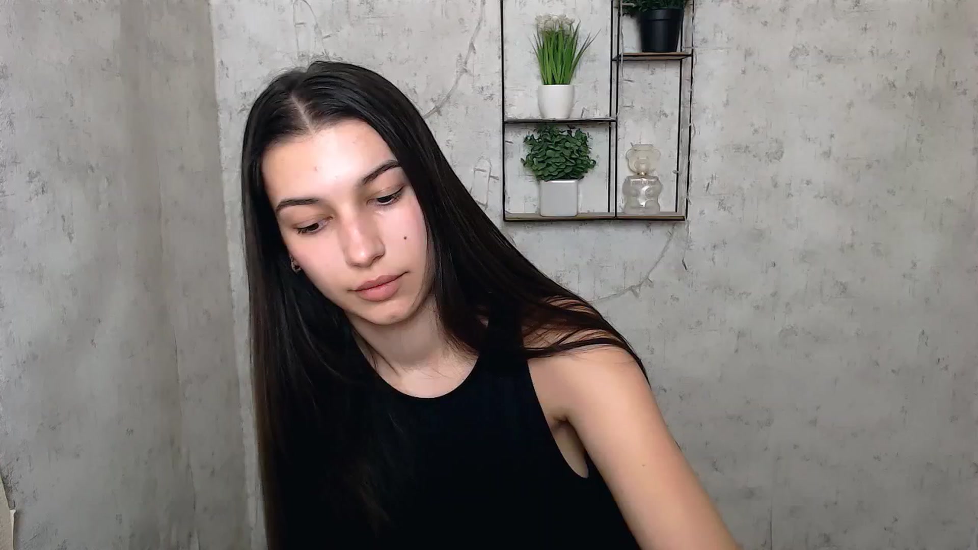 Gallery image thumbnail from PolaKim_'s myfreecams stream on, 04/09/2025, 13:25 image 12 of 20