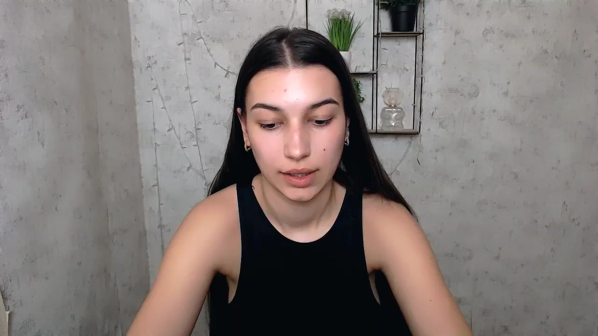 Gallery image thumbnail from PolaKim_'s myfreecams stream on, 04/09/2025, 13:25 image 9 of 20
