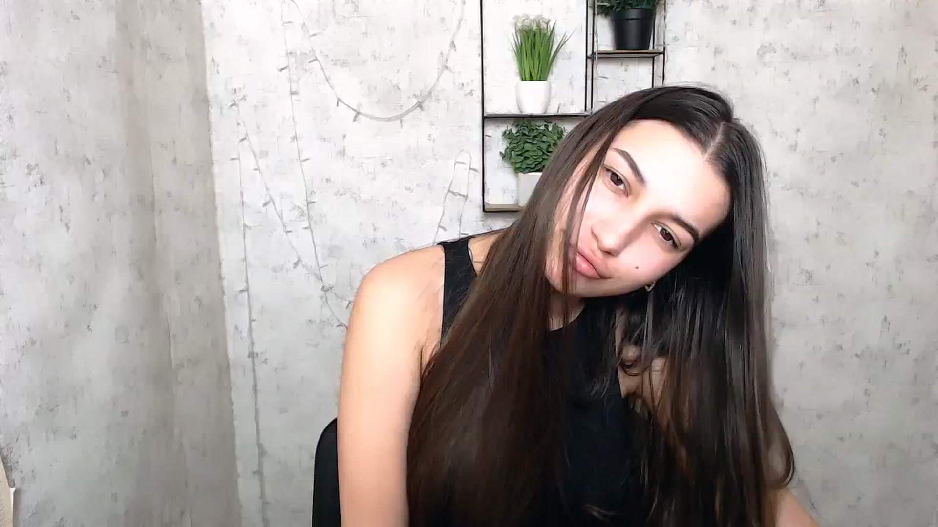 Gallery image thumbnail from PolaKim_'s myfreecams stream on, 04/09/2025, 13:25 image 16 of 20