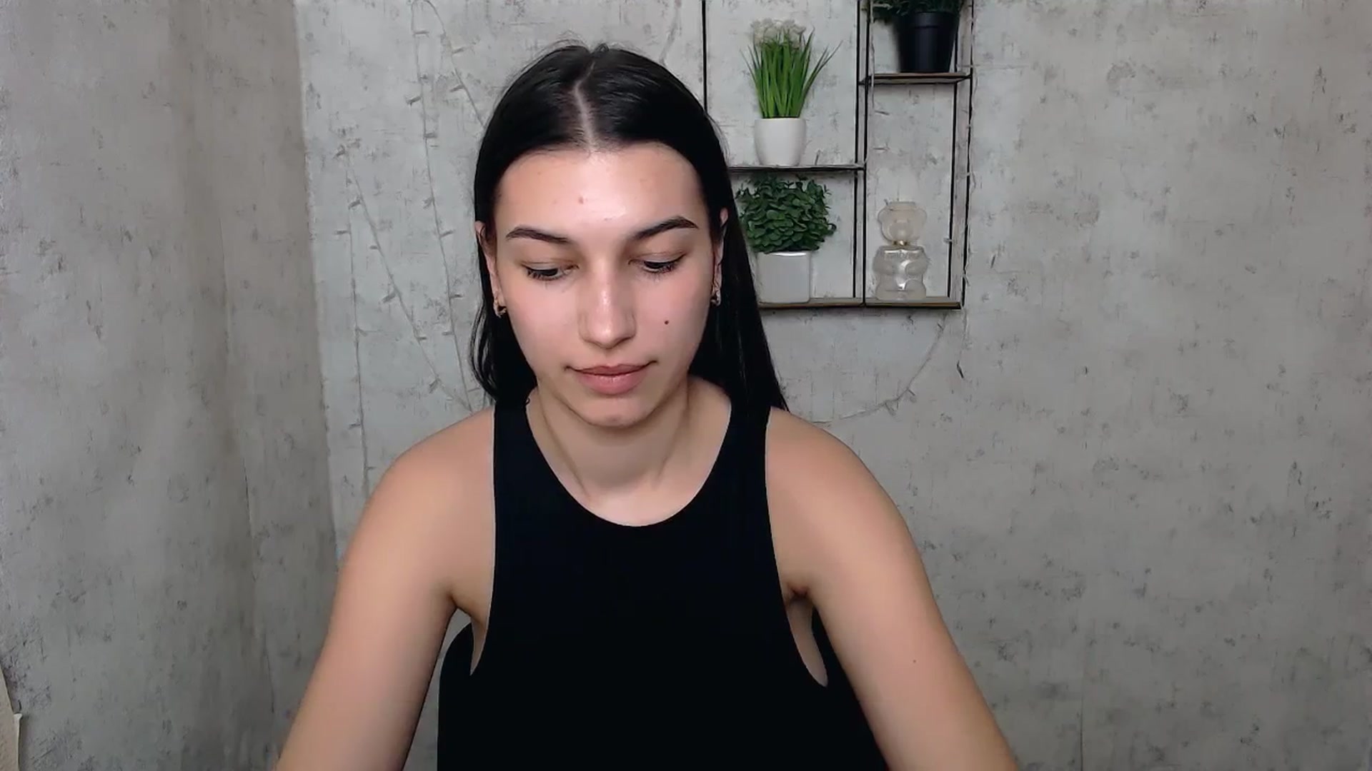 Gallery image thumbnail from PolaKim_'s myfreecams stream on, 04/09/2025, 13:25 image 2 of 20