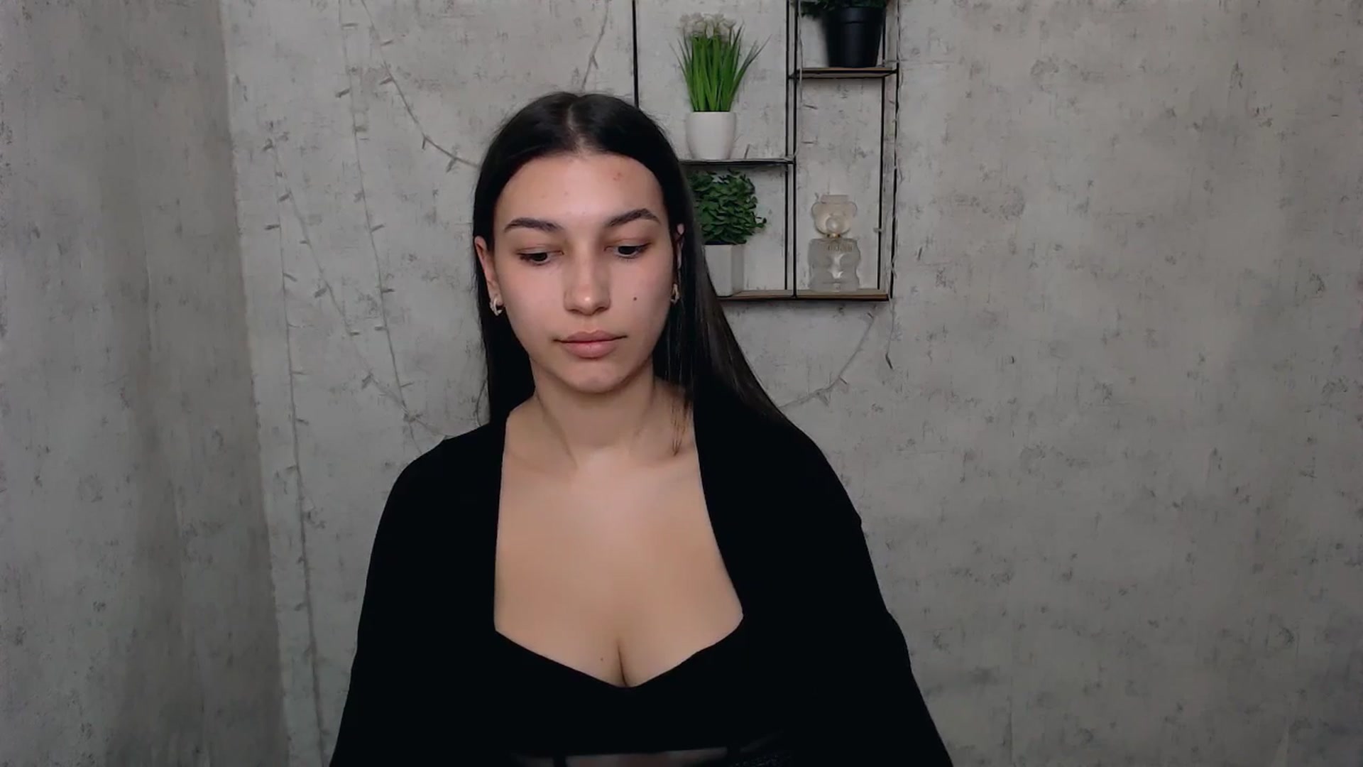 Gallery image thumbnail from PolaKim_'s myfreecams stream on, 04/14/2025, 08:52 image 10 of 20
