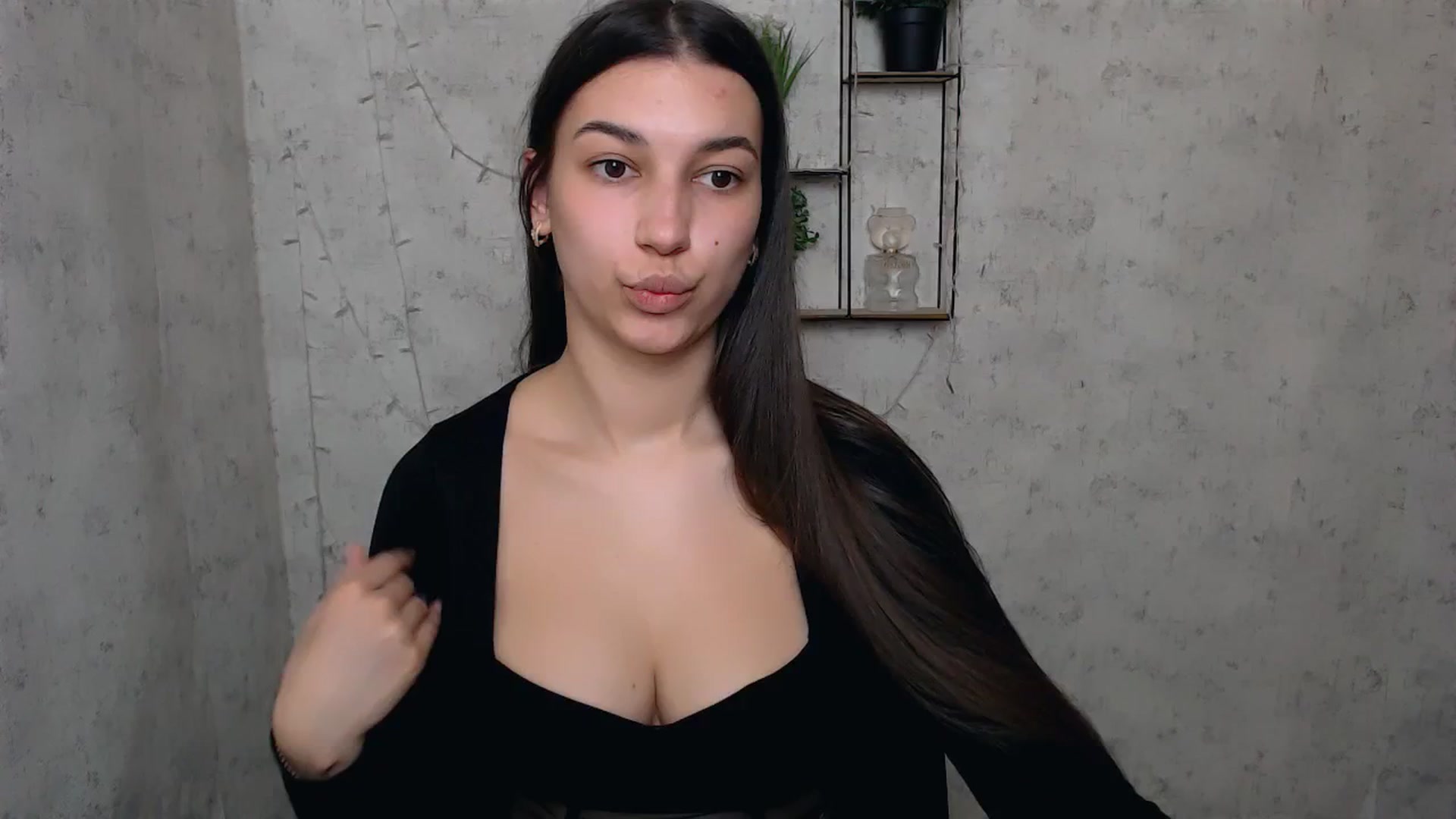 Gallery image thumbnail from PolaKim_'s myfreecams stream on, 04/14/2025, 10:22 image 2 of 20