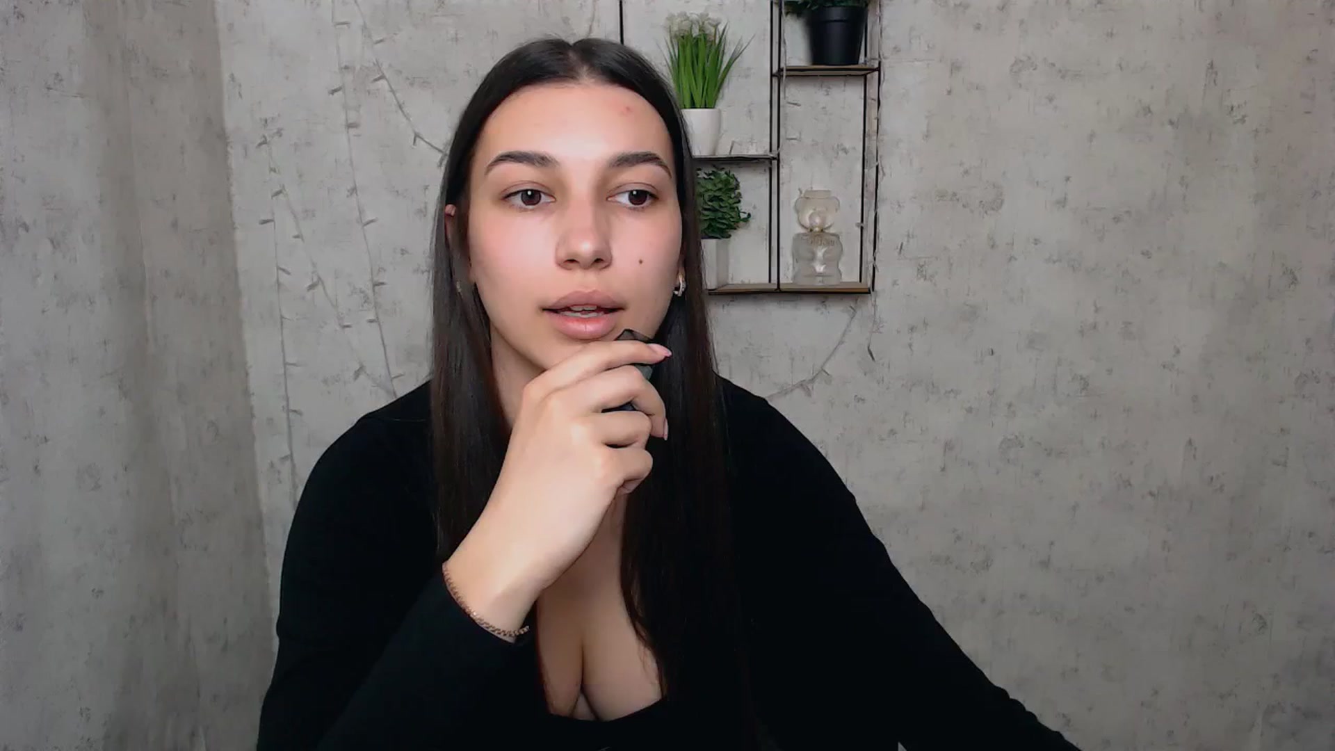 Gallery image thumbnail from PolaKim_'s myfreecams stream on, 04/14/2025, 10:53 image 17 of 20