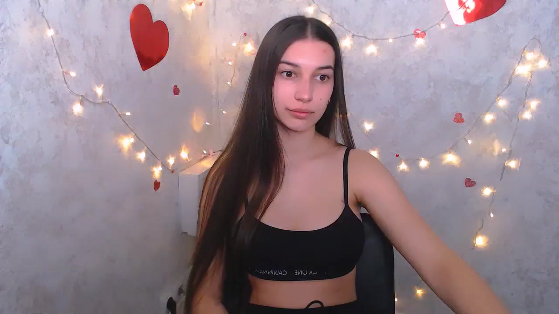 Gallery image thumbnail from PolaKim_'s myfreecams stream on, 04/15/2025, 11:19 image 2 of 20