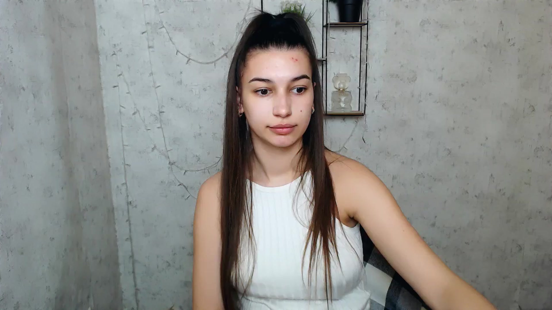 Gallery image thumbnail from PolaKim_'s myfreecams stream on, 04/16/2025, 10:44 image 4 of 20