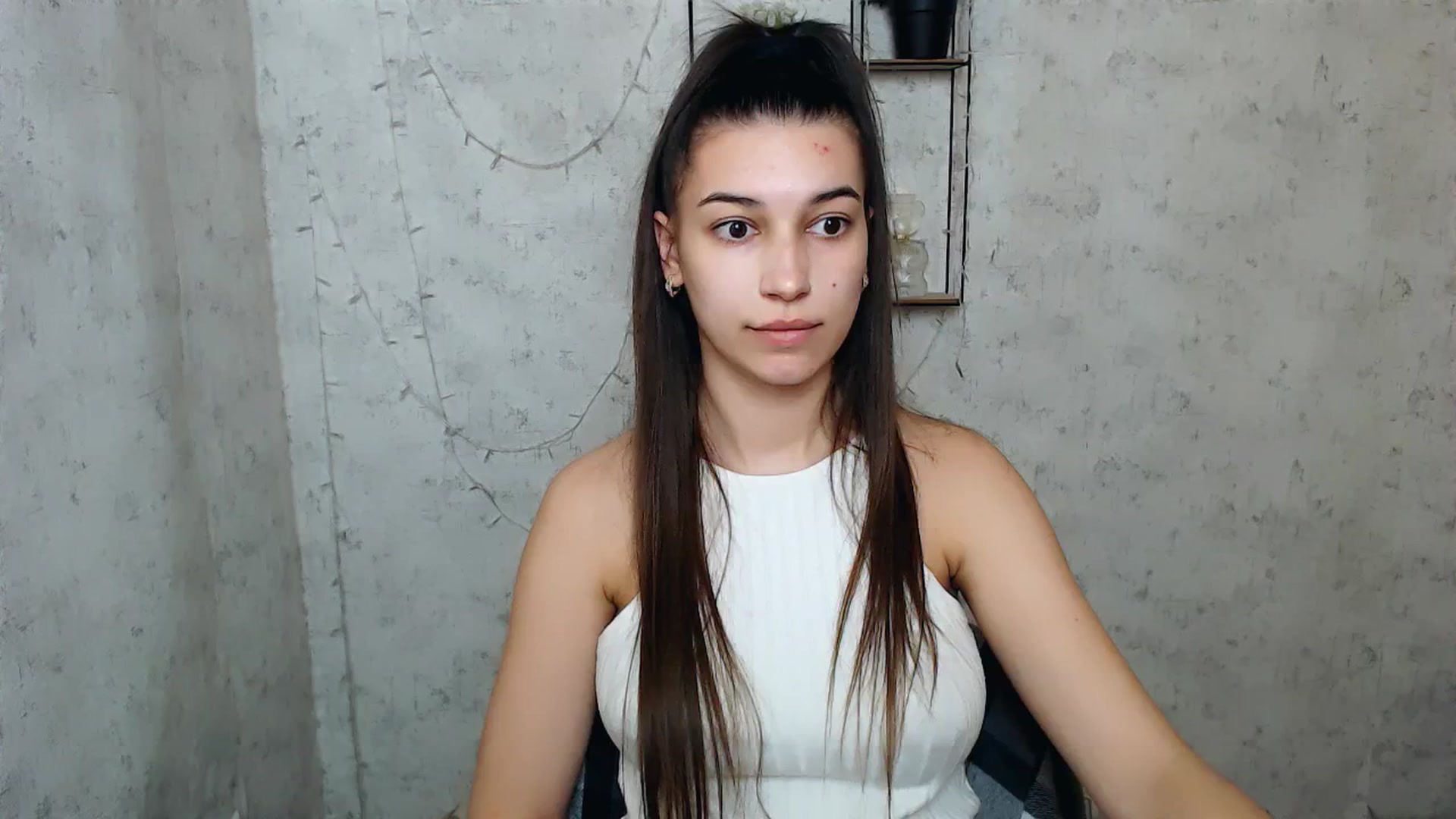 Gallery image thumbnail from PolaKim_'s myfreecams stream on, 04/16/2025, 10:44 image 6 of 20