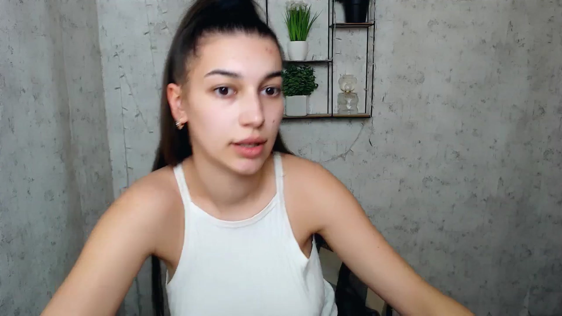 Gallery image thumbnail from PolaKim_'s myfreecams stream on, 04/16/2025, 10:44 image 12 of 20