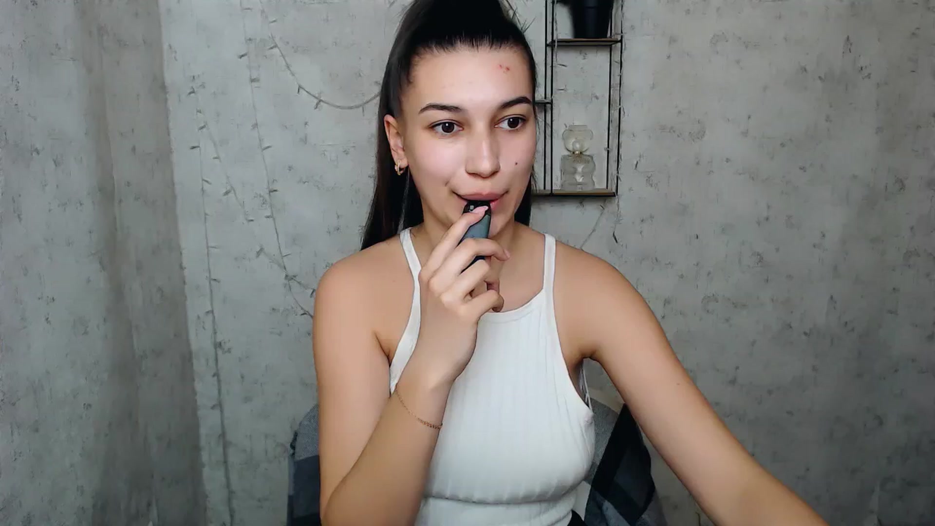 Gallery image thumbnail from PolaKim_'s myfreecams stream on, 04/16/2025, 11:10 image 11 of 20
