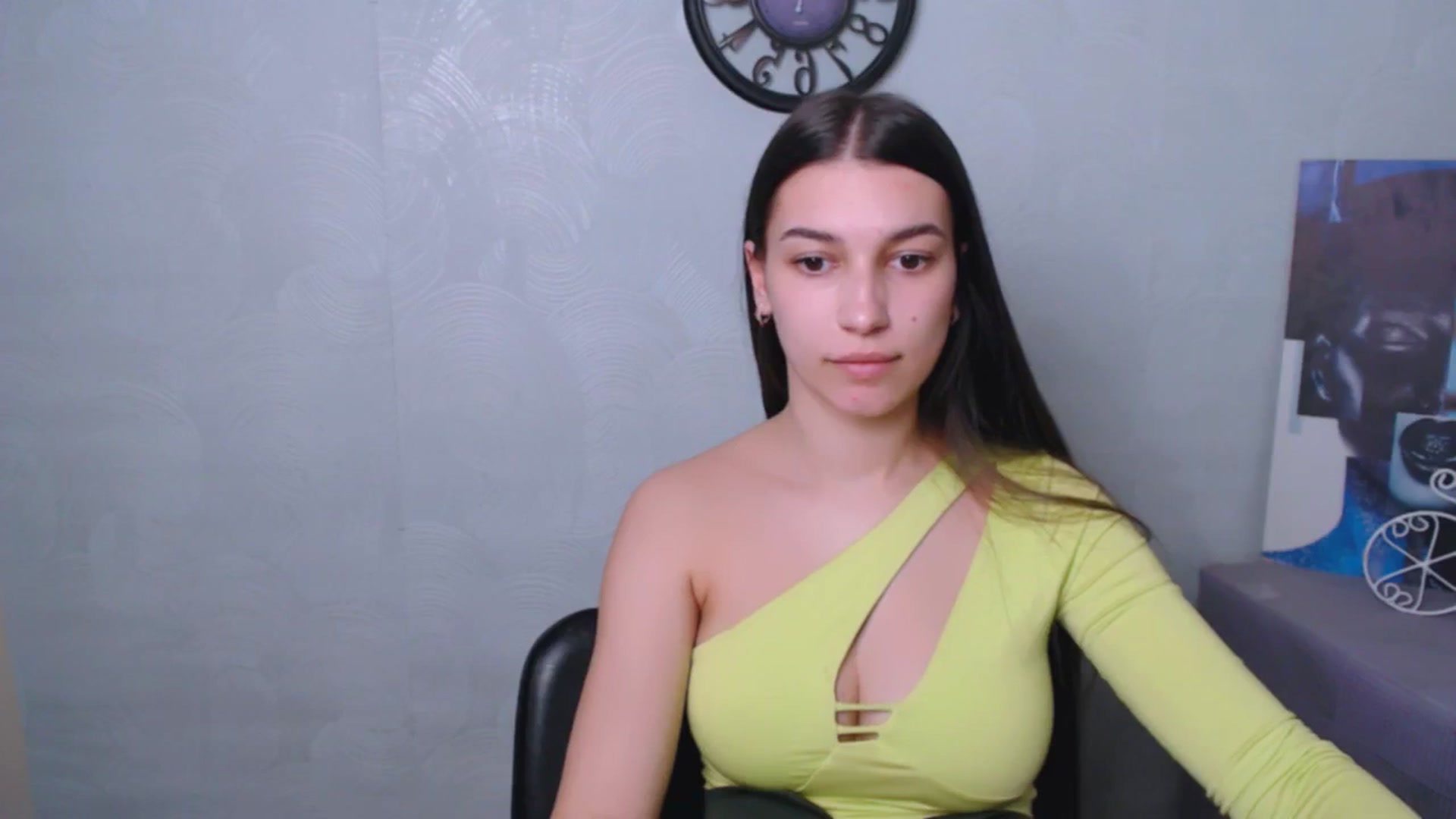 Gallery image thumbnail from PolaKim_'s myfreecams stream on, 04/18/2025, 10:40 image 19 of 20
