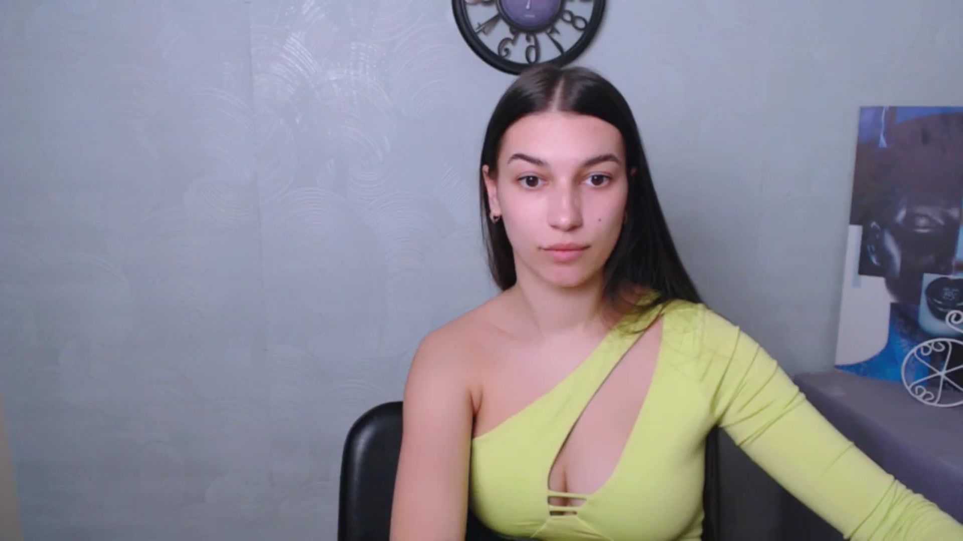 Gallery image thumbnail from PolaKim_'s myfreecams stream on, 04/18/2025, 10:40 image 11 of 20