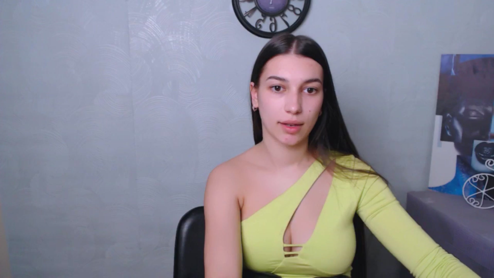 Gallery image thumbnail from PolaKim_'s myfreecams stream on, 04/18/2025, 10:40 image 18 of 20