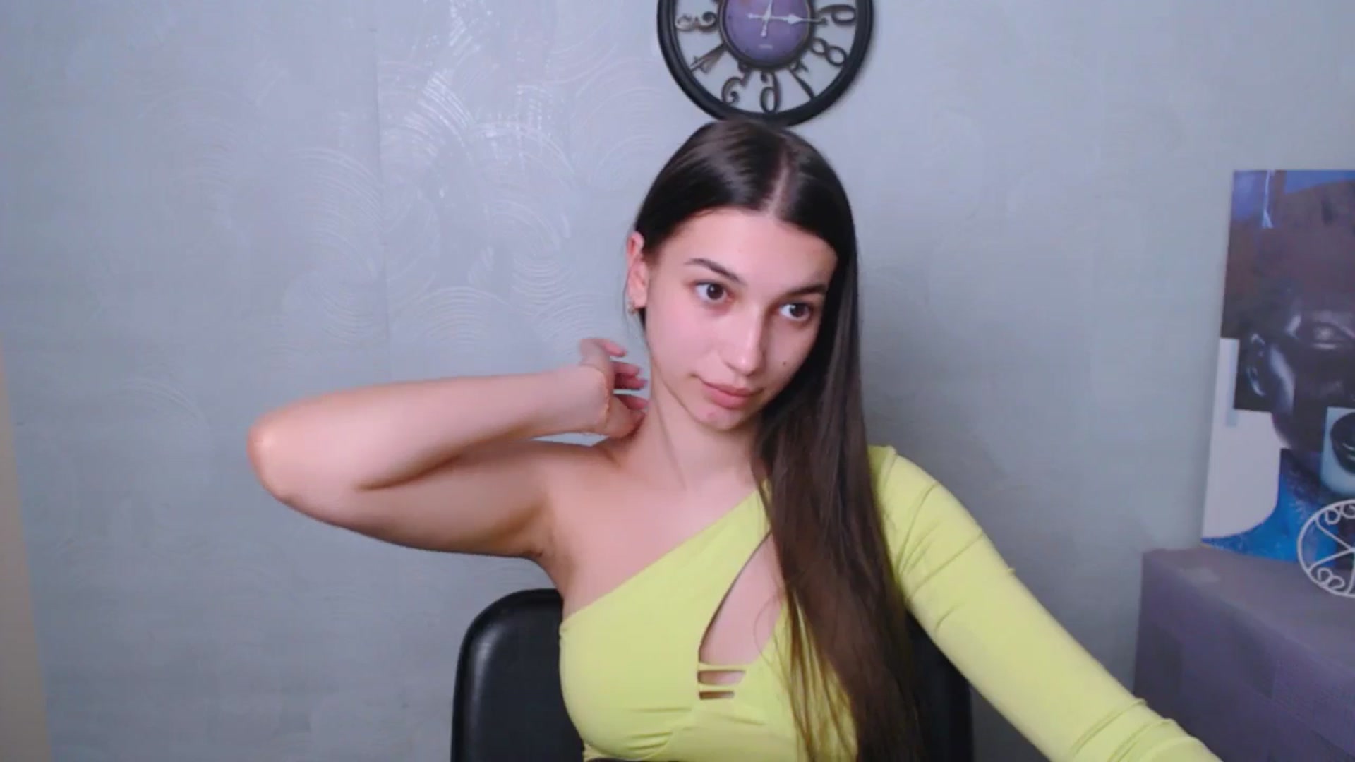 Gallery image thumbnail from PolaKim_'s myfreecams stream on, 04/18/2025, 11:12 image 7 of 20