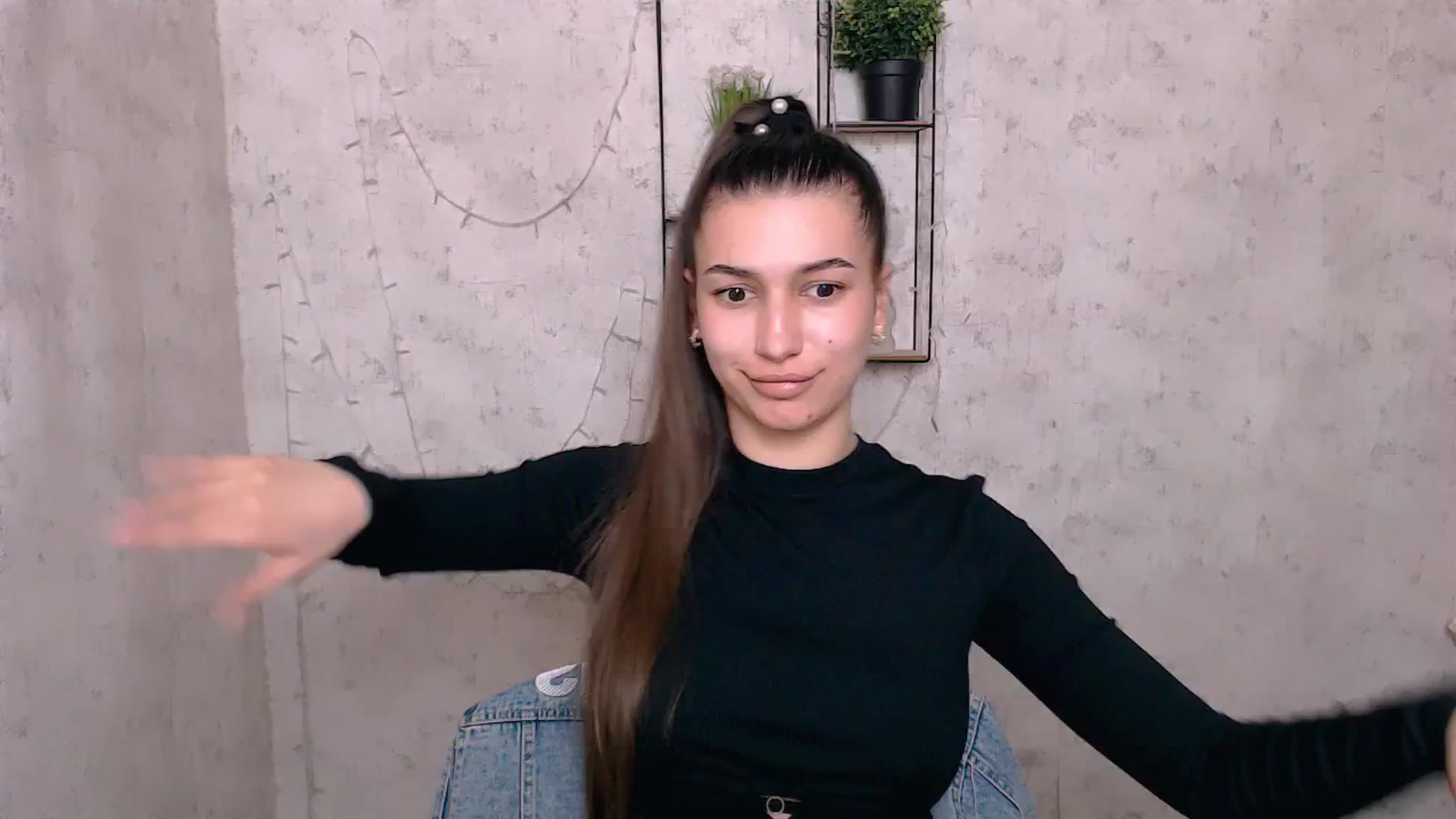 Gallery image thumbnail from PolaKim_'s myfreecams stream on, 04/21/2025, 12:17 image 1 of 20