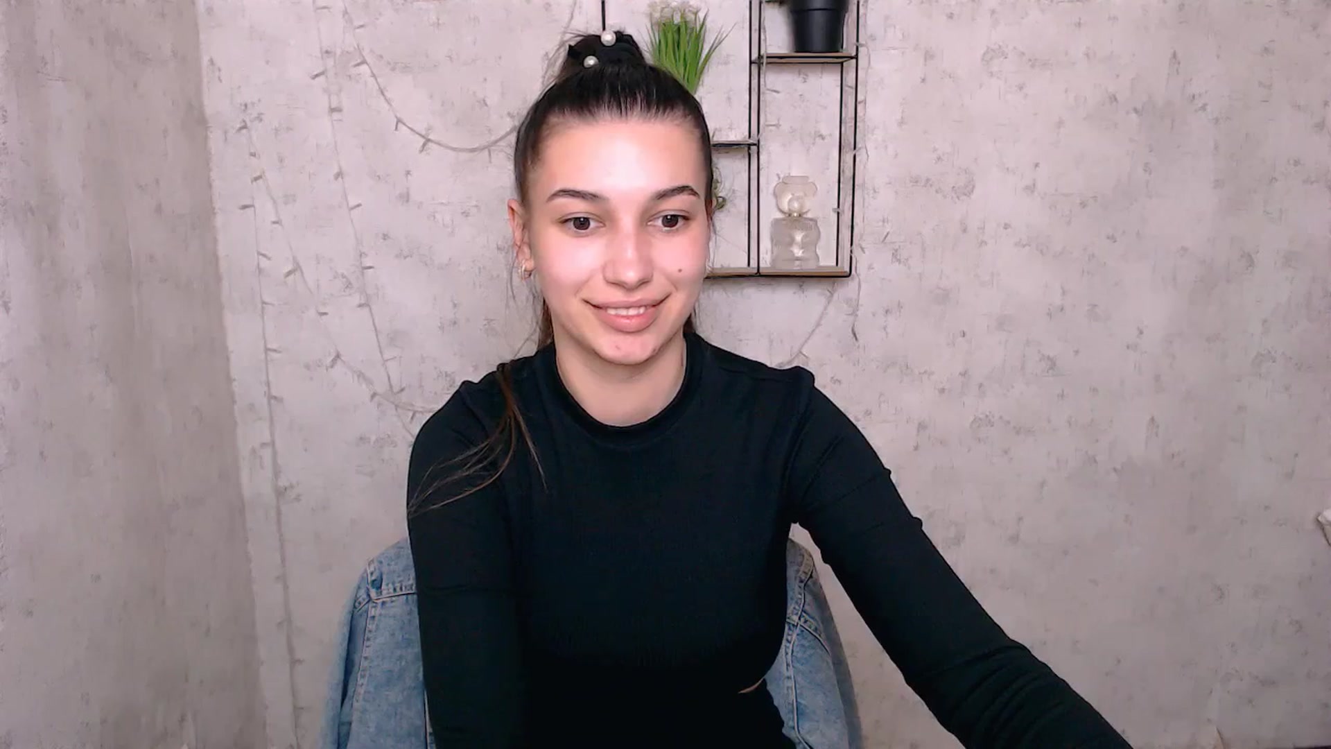 Gallery image thumbnail from PolaKim_'s myfreecams stream on, 04/21/2025, 12:17 image 20 of 20