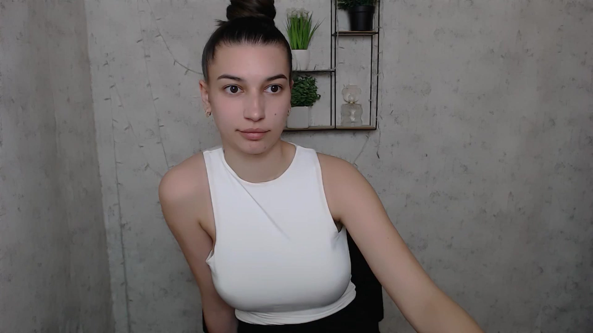 Gallery image thumbnail from PolaKim_'s myfreecams stream on, 04/22/2025, 10:40 image 20 of 20