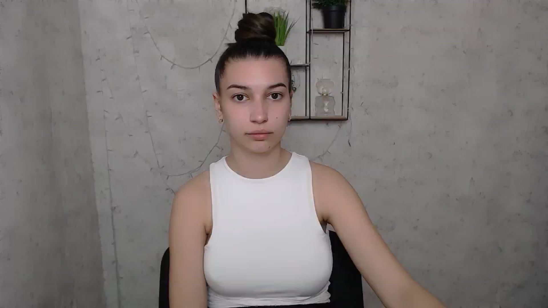 Gallery image thumbnail from PolaKim_'s myfreecams stream on, 04/22/2025, 10:40 image 13 of 20