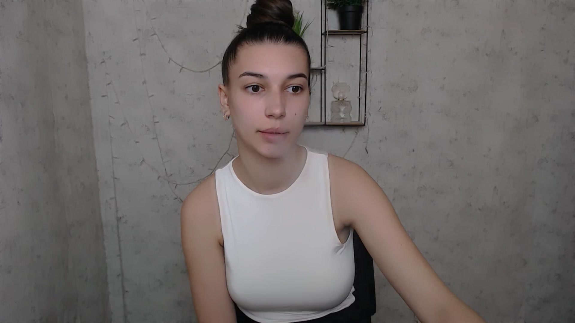 Gallery image thumbnail from PolaKim_'s myfreecams stream on, 04/22/2025, 10:40 image 19 of 20