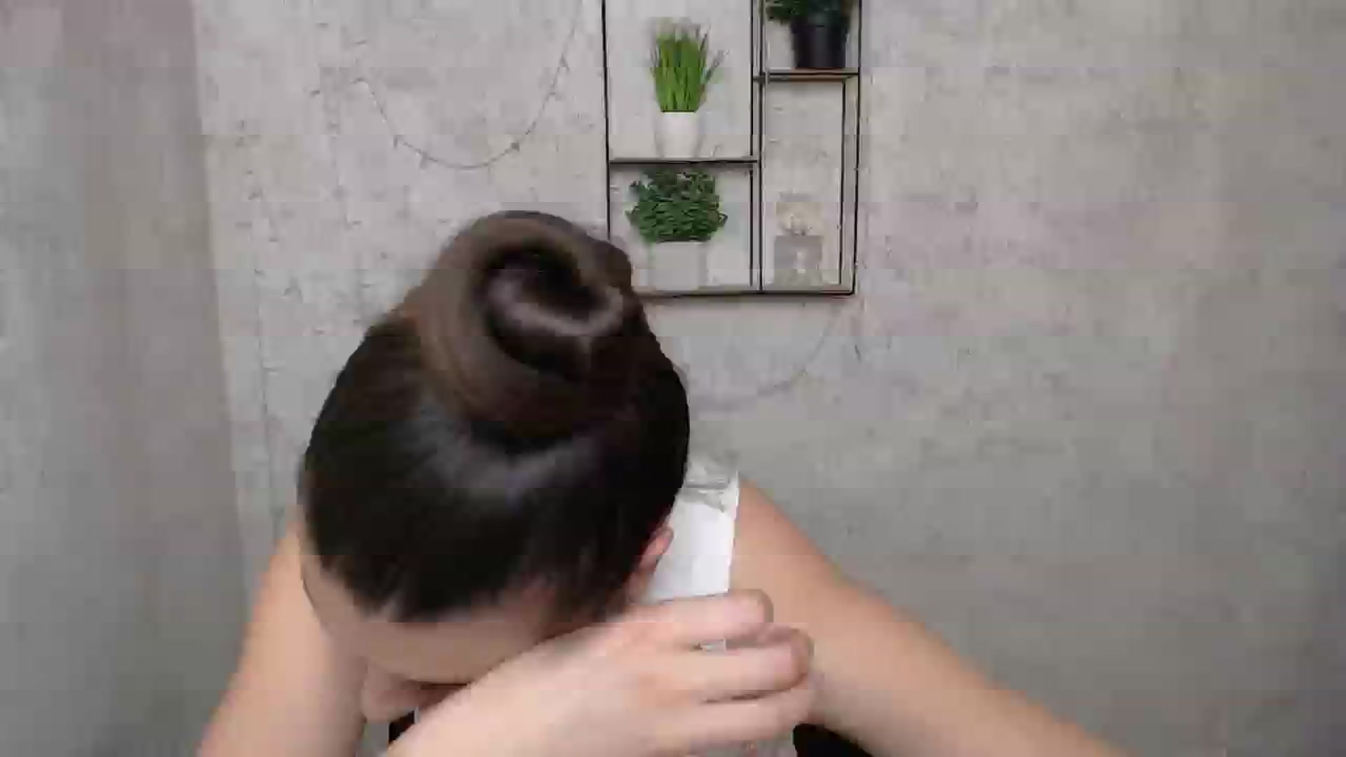Gallery image thumbnail from PolaKim_'s myfreecams stream on, 04/22/2025, 10:40 image 15 of 20