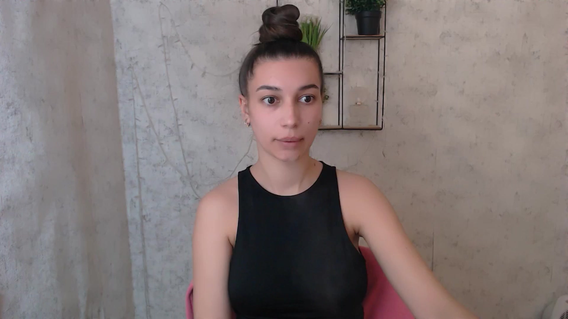 Gallery image thumbnail from PolaKim_'s myfreecams stream on, 04/25/2025, 10:46 image 3 of 20