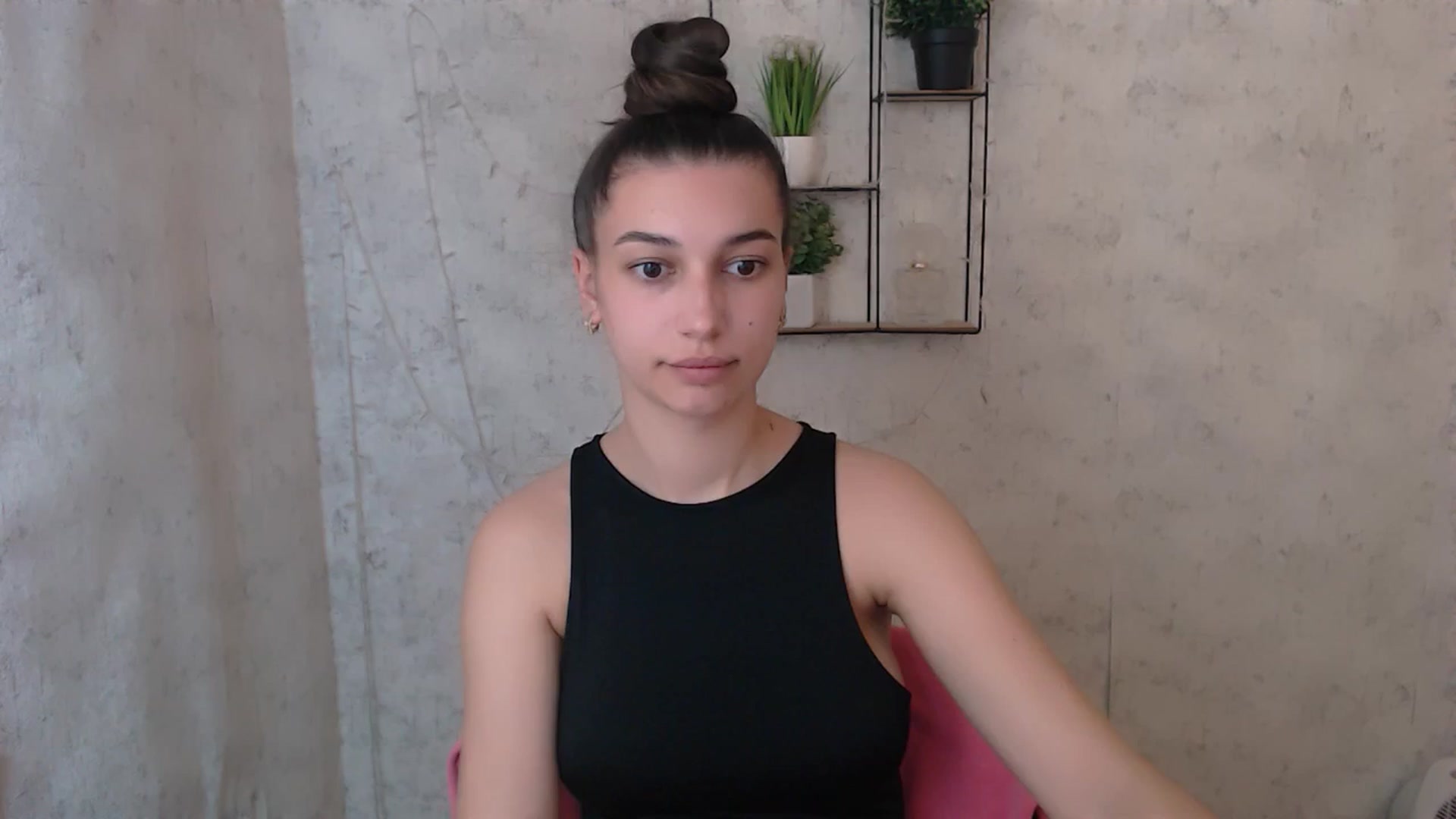 Gallery image thumbnail from PolaKim_'s myfreecams stream on, 04/25/2025, 11:46 image 2 of 20