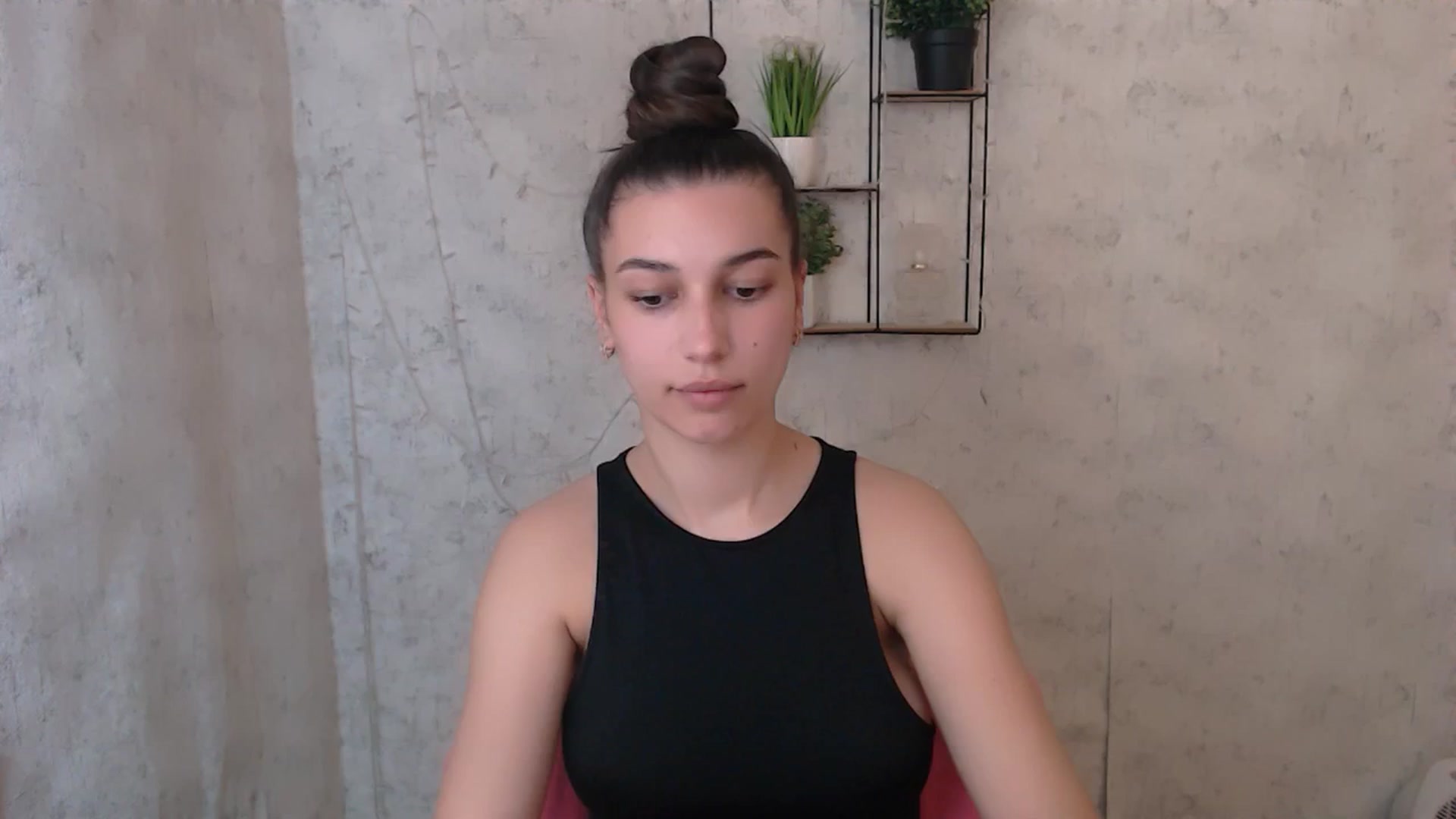 Gallery image thumbnail from PolaKim_'s myfreecams stream on, 04/25/2025, 11:46 image 10 of 20