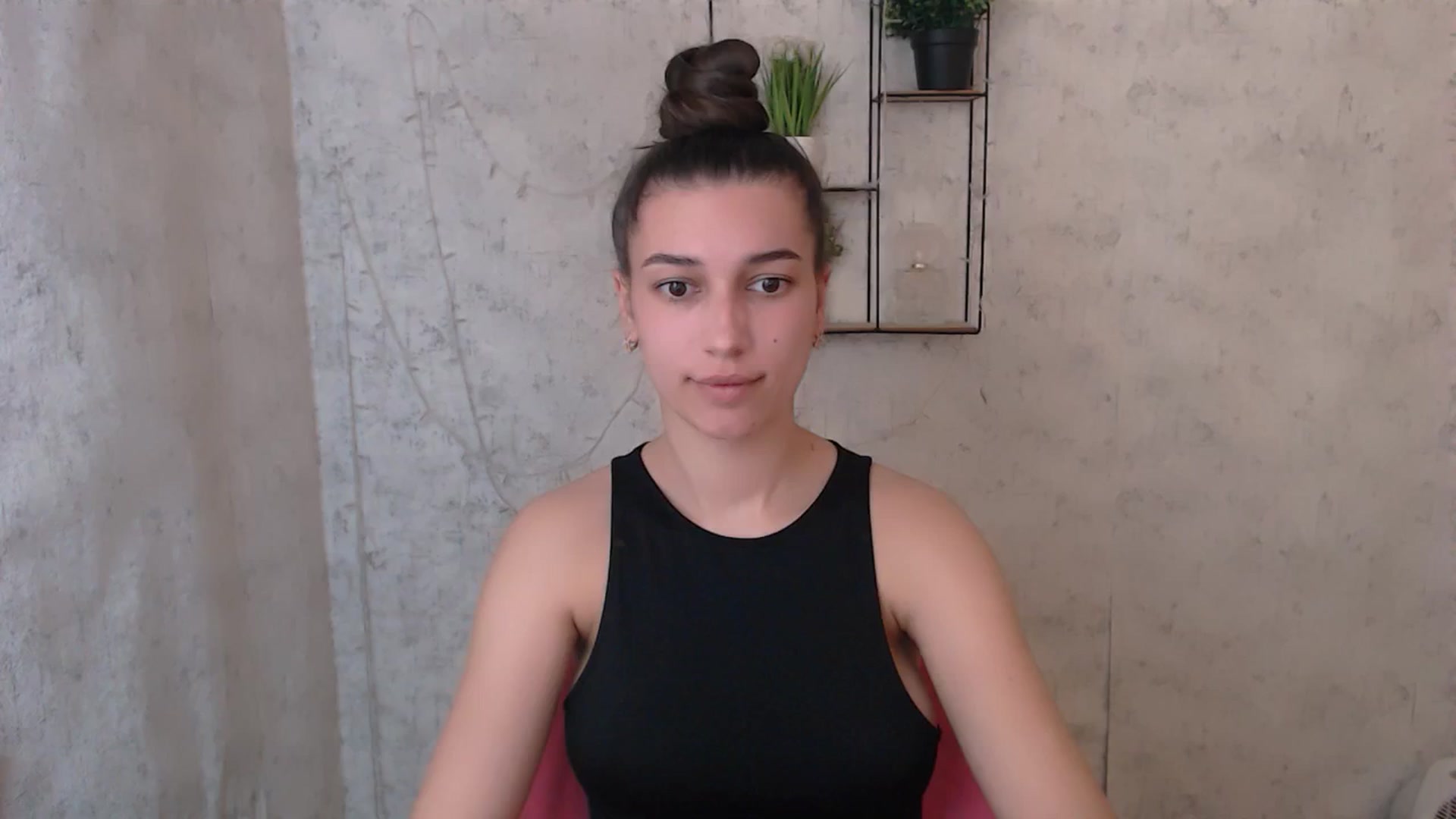 Gallery image thumbnail from PolaKim_'s myfreecams stream on, 04/25/2025, 11:46 image 9 of 20