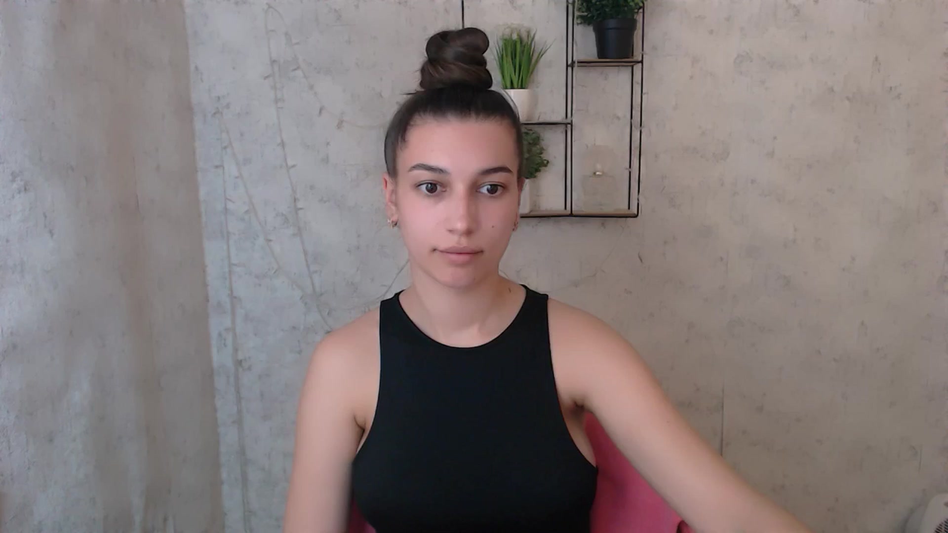Gallery image thumbnail from PolaKim_'s myfreecams stream on, 04/25/2025, 11:46 image 12 of 20
