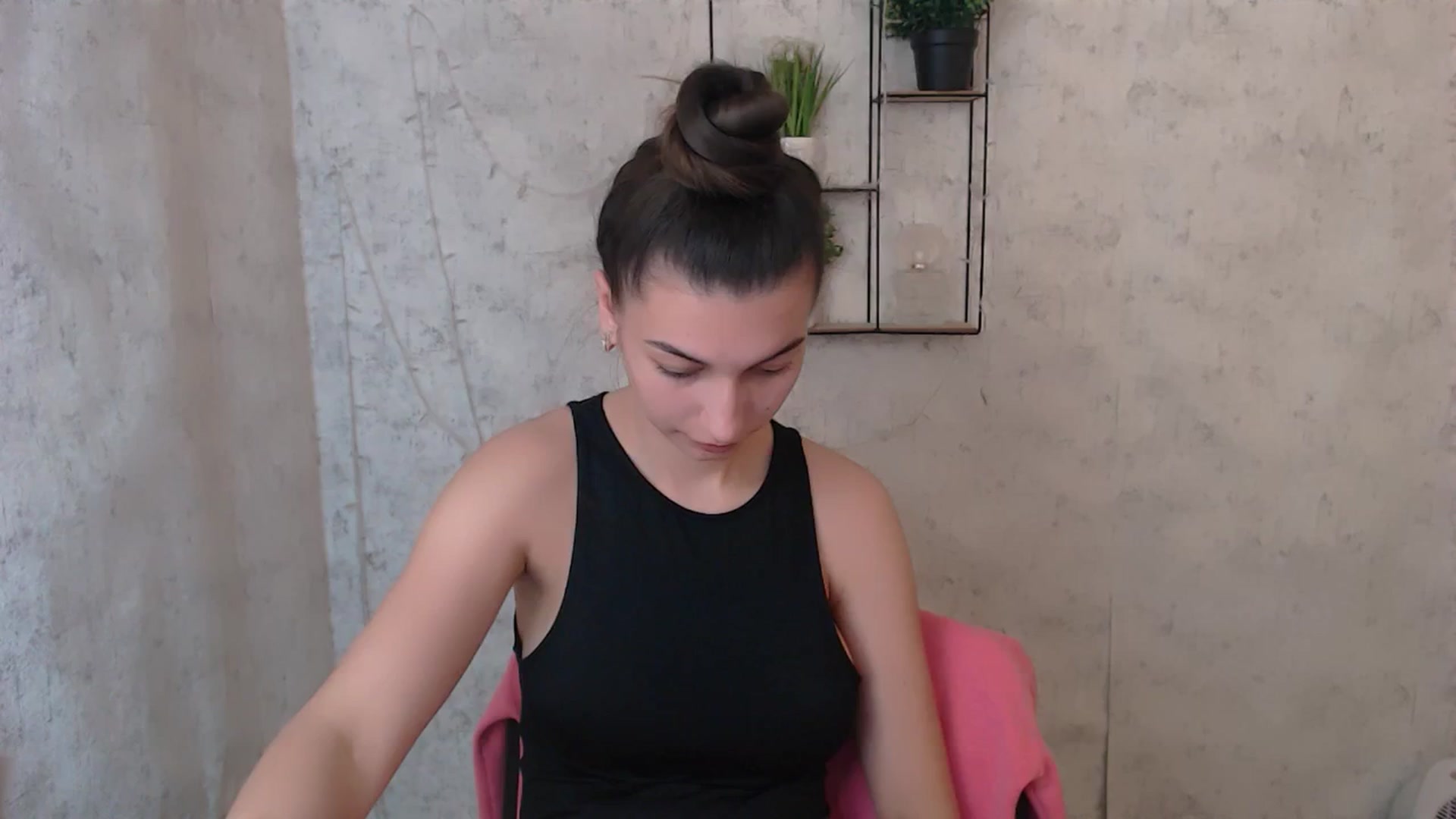 Gallery image thumbnail from PolaKim_'s myfreecams stream on, 04/25/2025, 11:46 image 16 of 20