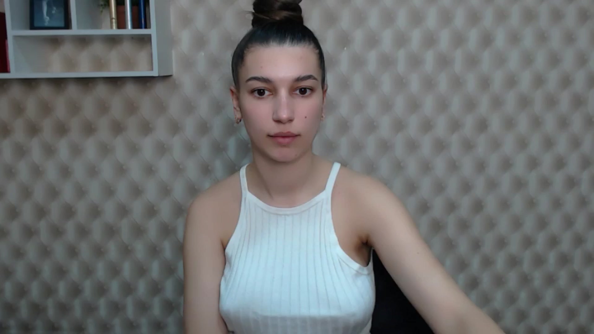 Gallery image thumbnail from PolaKim_'s myfreecams stream on, 04/27/2025, 11:20 image 10 of 20