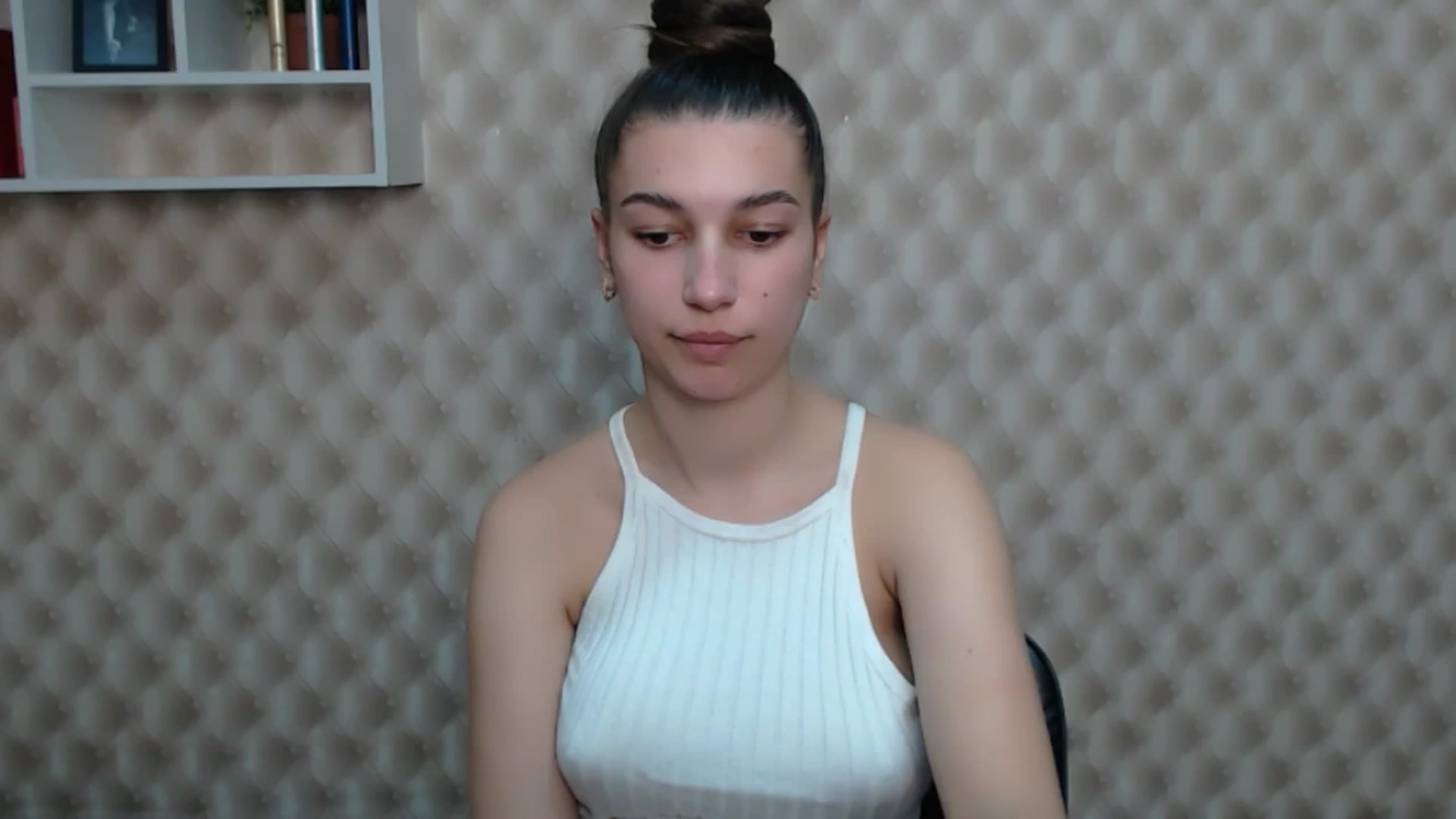 Gallery image thumbnail from PolaKim_'s myfreecams stream on, 04/27/2025, 11:20 image 11 of 20