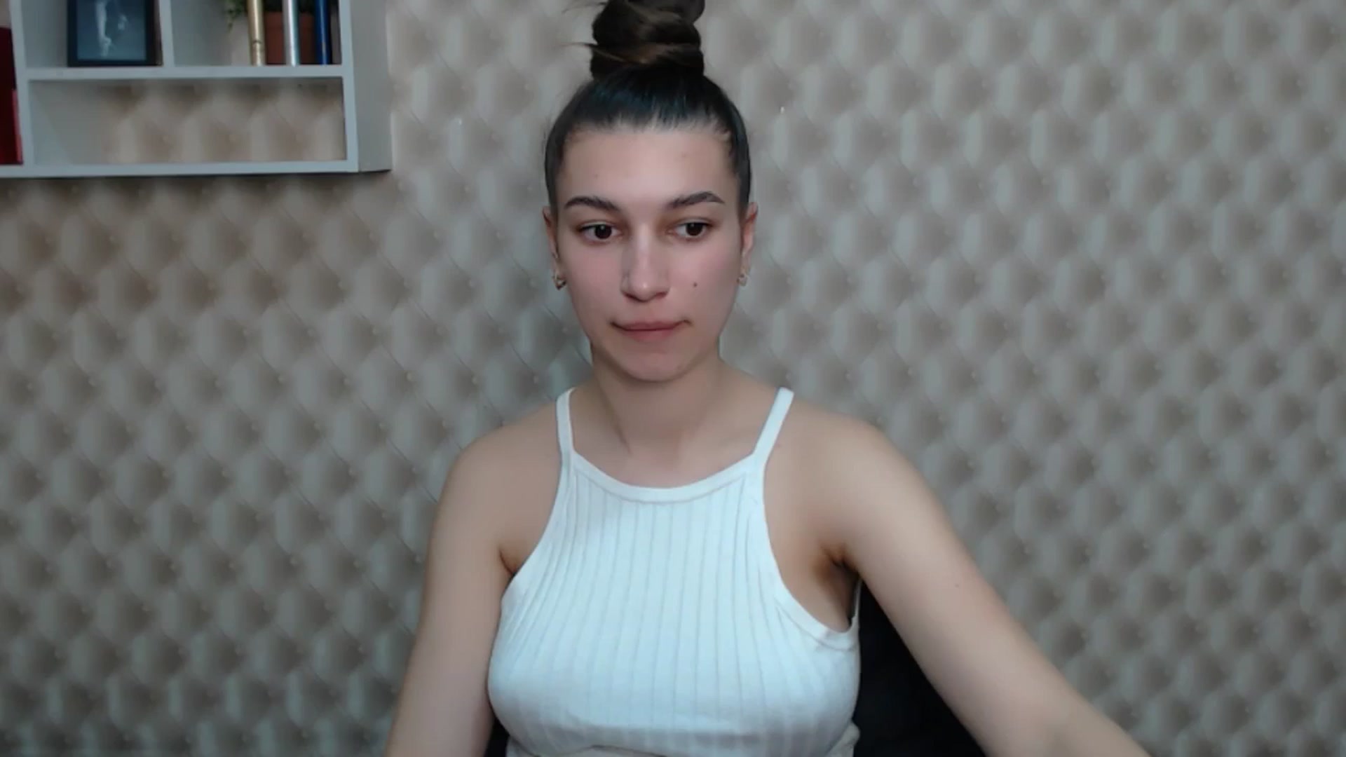 Gallery image thumbnail from PolaKim_'s myfreecams stream on, 04/27/2025, 11:20 image 13 of 20