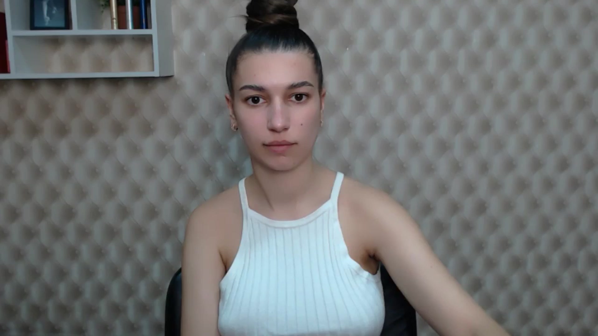 Gallery image thumbnail from PolaKim_'s myfreecams stream on, 04/27/2025, 11:20 image 1 of 20