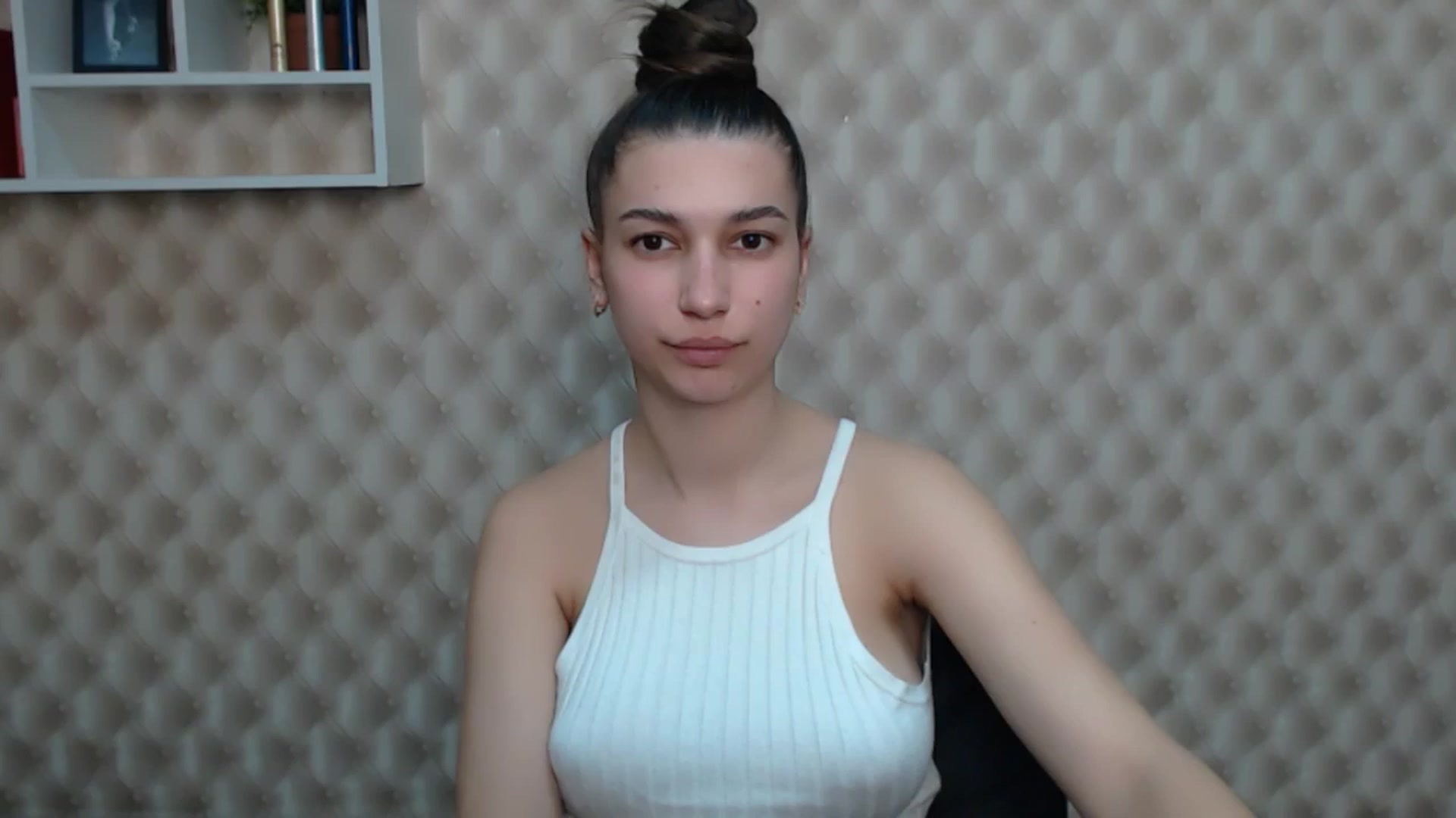 Gallery image thumbnail from PolaKim_'s myfreecams stream on, 04/27/2025, 11:20 image 15 of 20