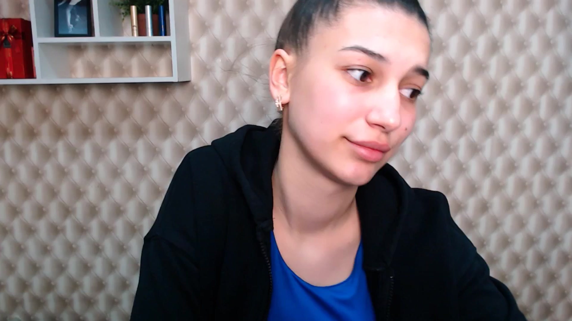 Gallery image thumbnail from PolaKim_'s myfreecams stream on, 05/01/2025, 11:34 image 19 of 20