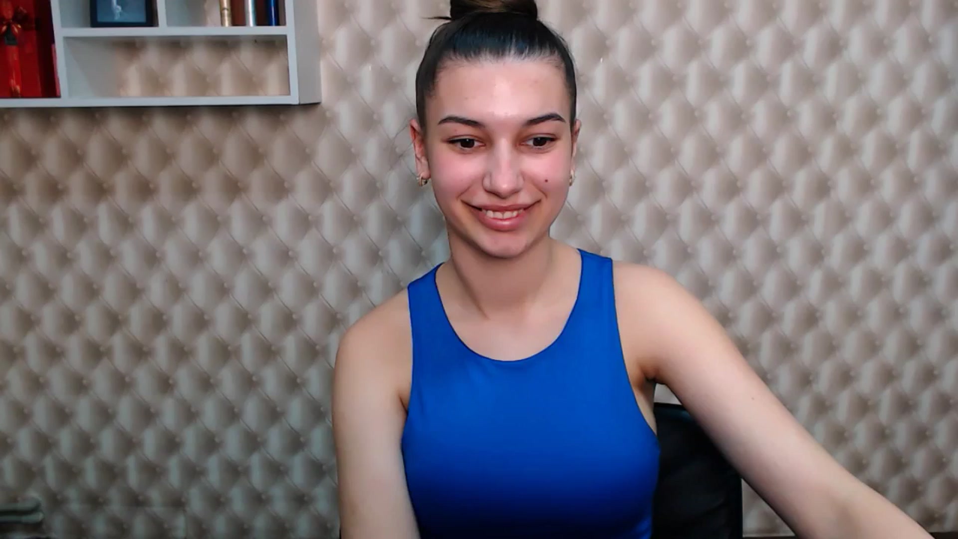 Gallery image thumbnail from PolaKim_'s myfreecams stream on, 05/01/2025, 11:34 image 5 of 20
